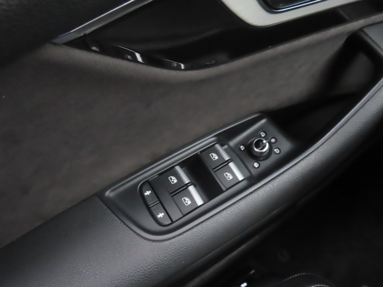 Audi Q7, 2016 - pohled č. 28