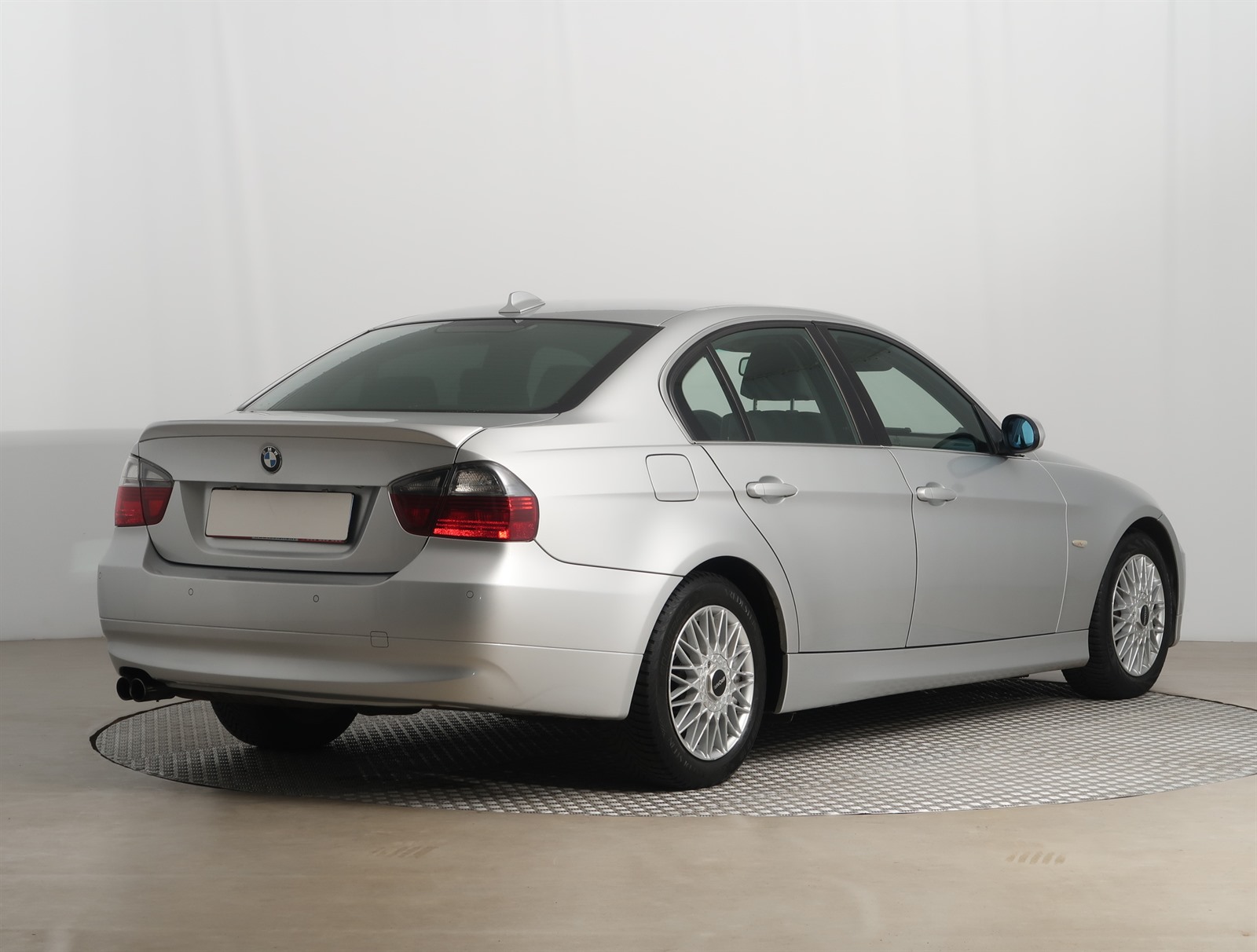 BMW Řada 3, 2005 - pohled č. 7