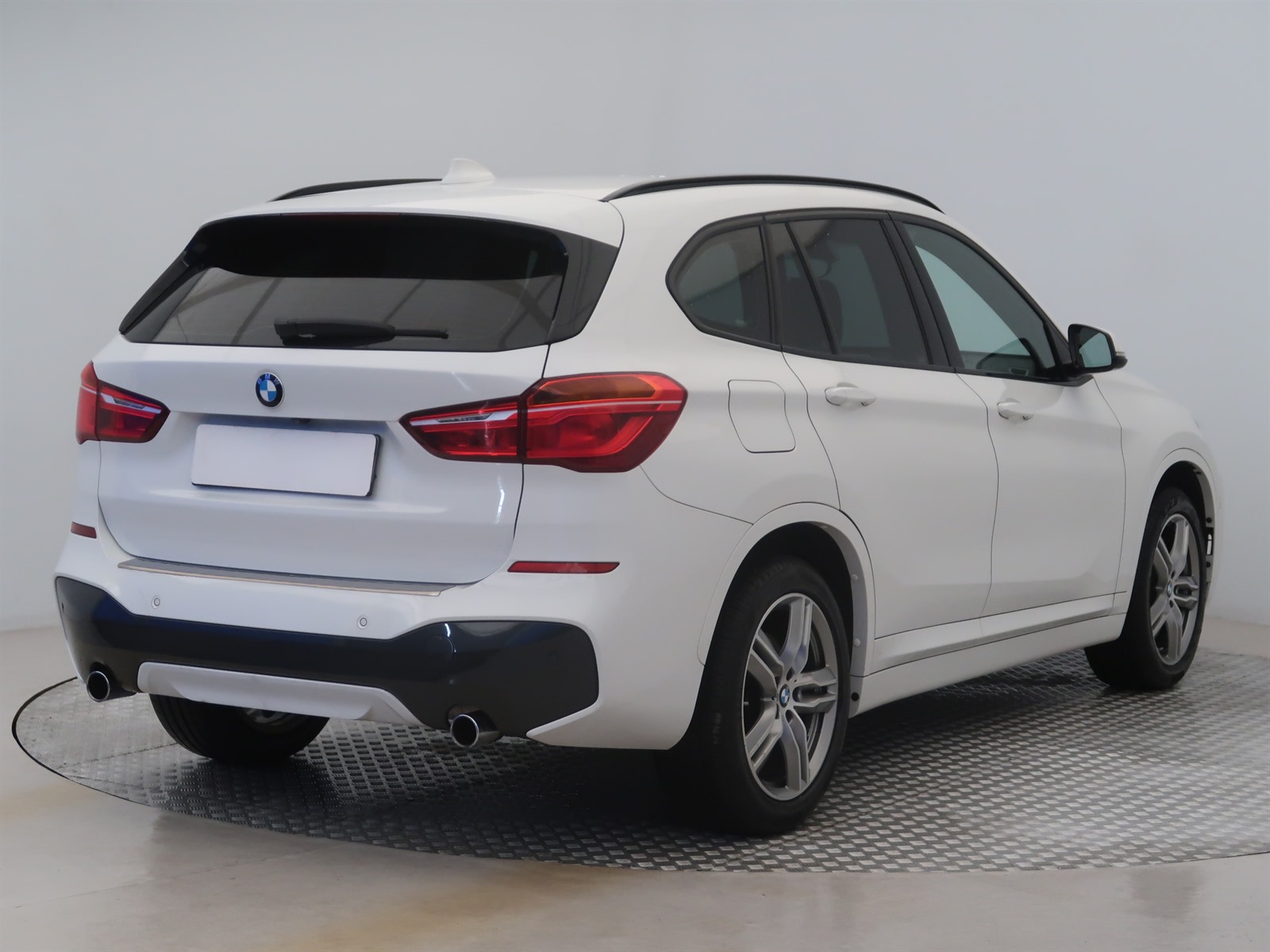 BMW X1, 2016 - pohled č. 7