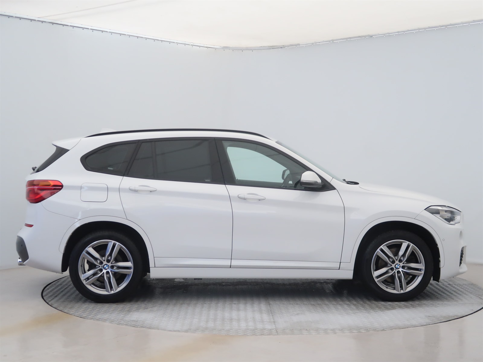 BMW X1, 2016 - pohled č. 8