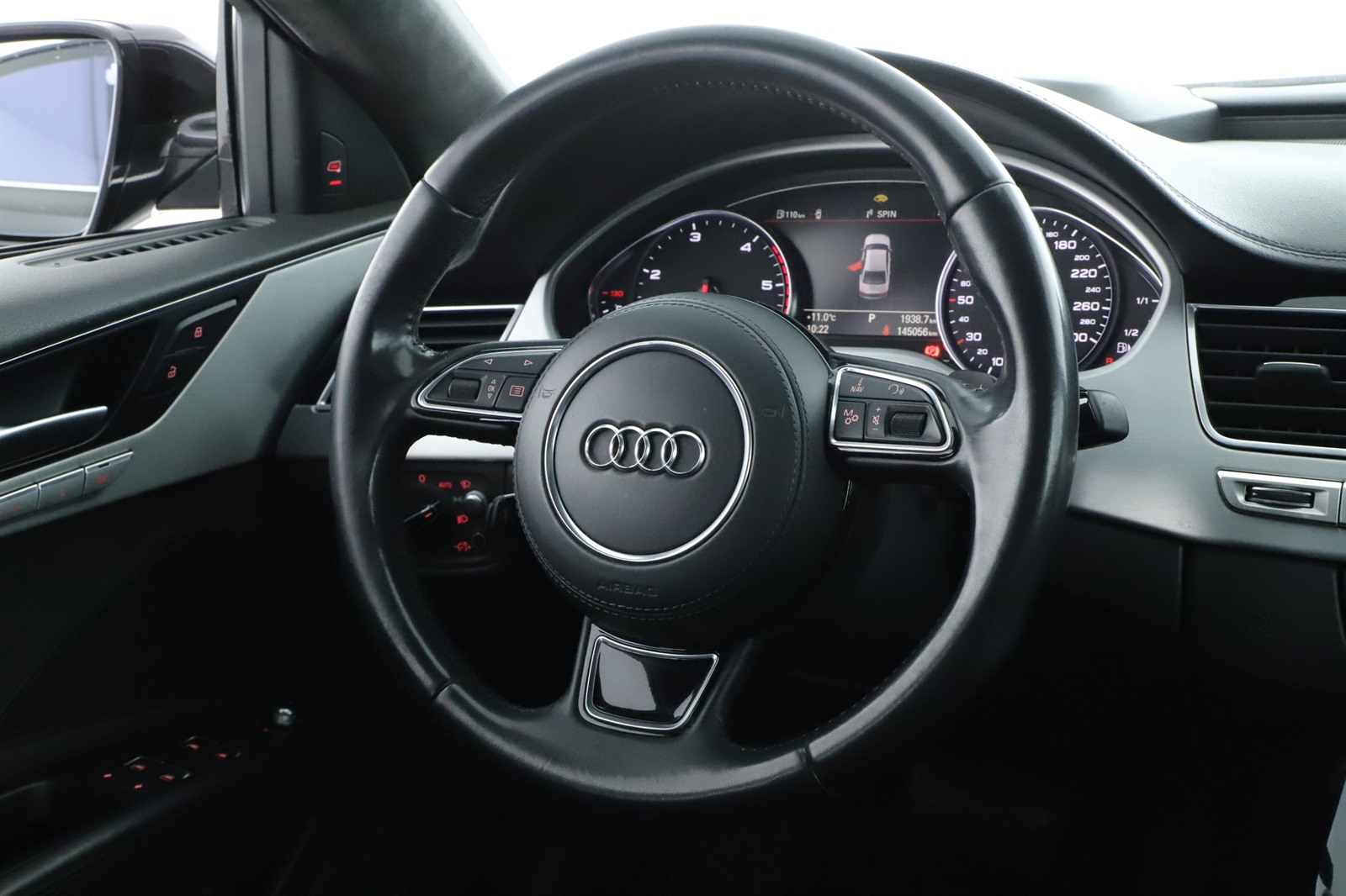 Audi A8, 2014 - pohled č. 14