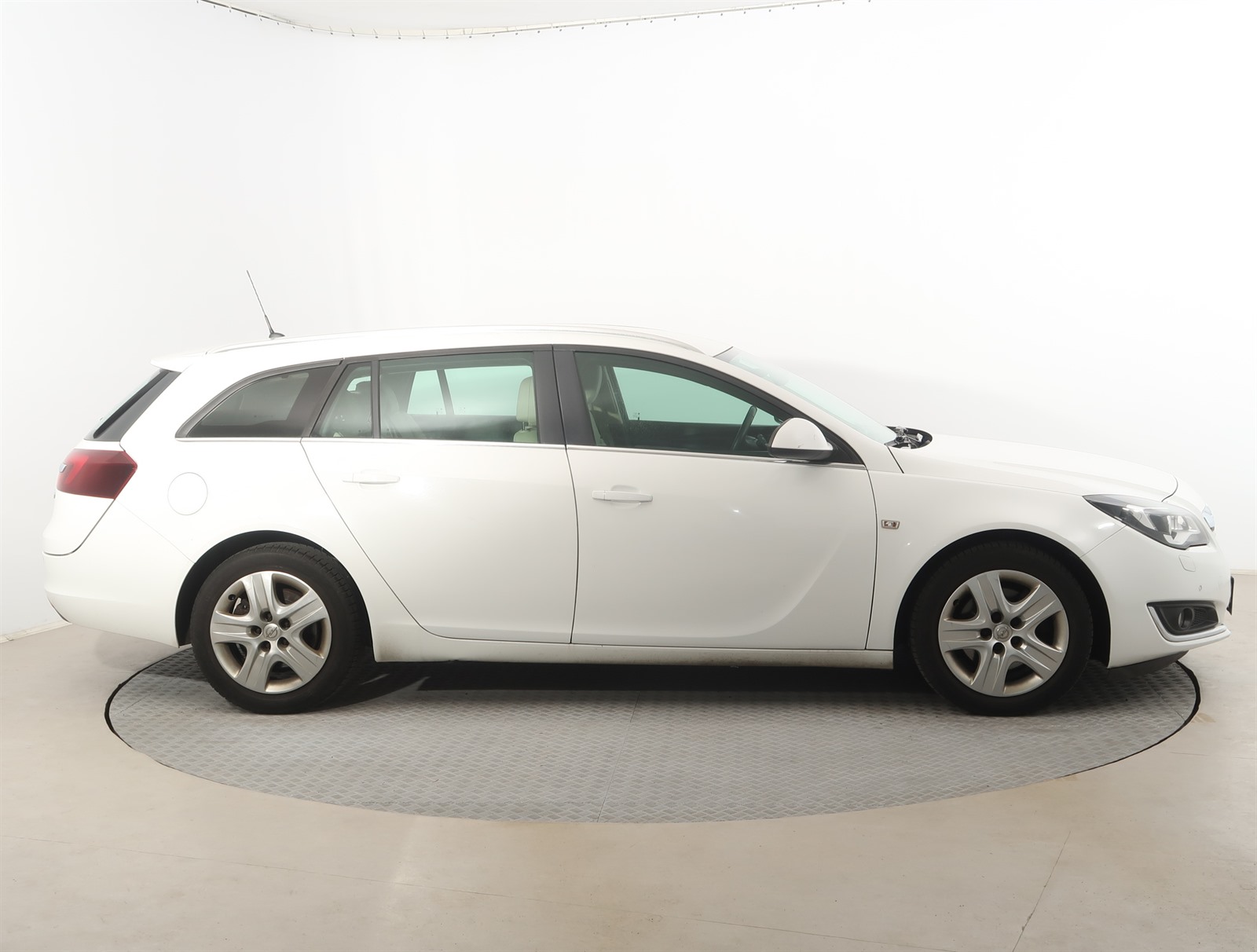 Opel Insignia, 2014 - pohled č. 8