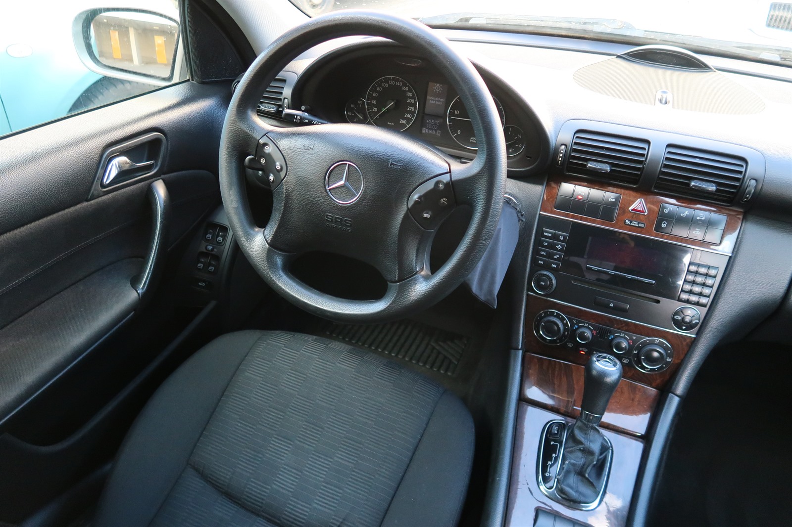 Mercedes-Benz C, 2006 - pohled č. 9