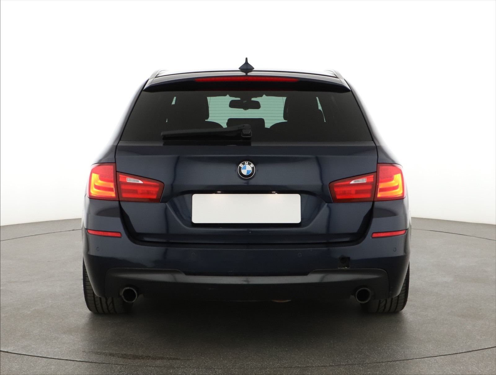 BMW Řada 5, 2012 - pohled č. 6