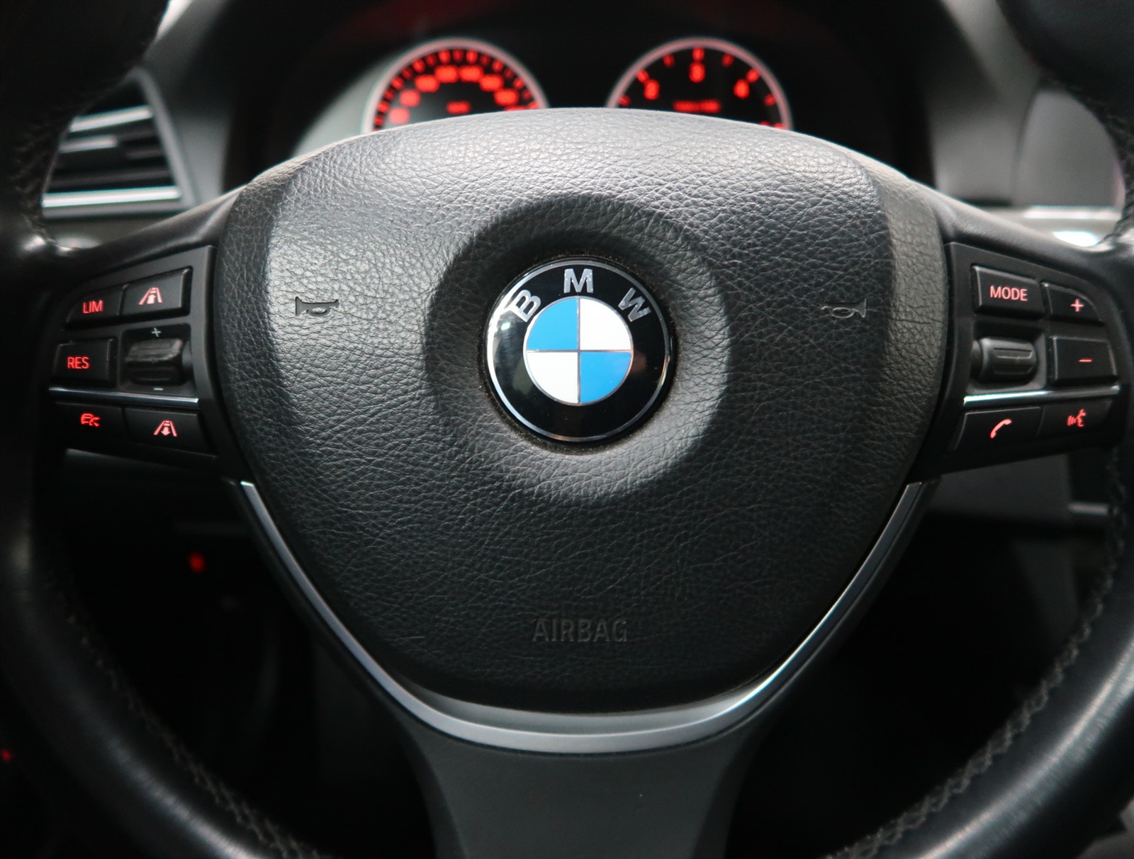 BMW Řada 5, 2012 - pohled č. 30