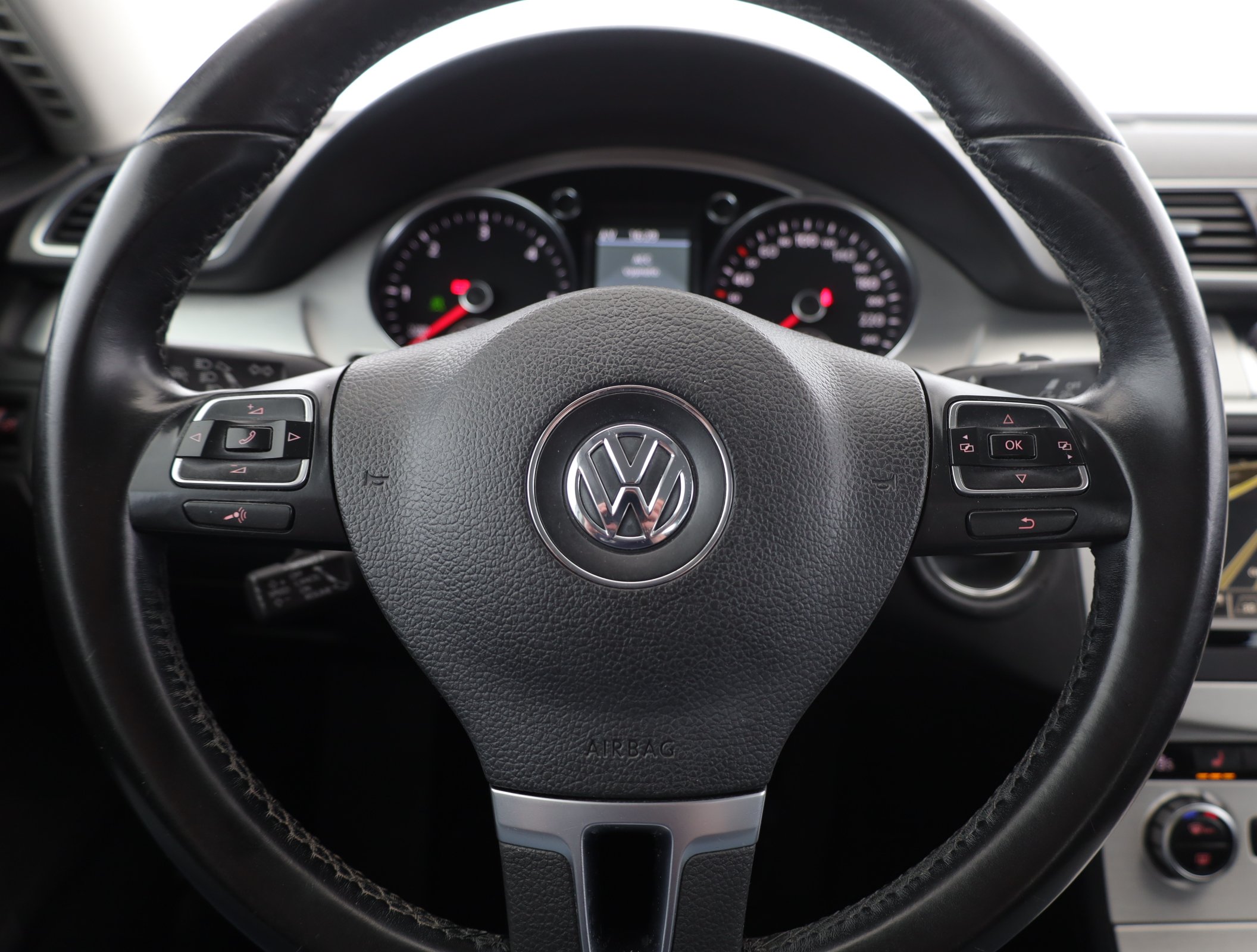 Volkswagen Passat, 2012 - pohled č. 17