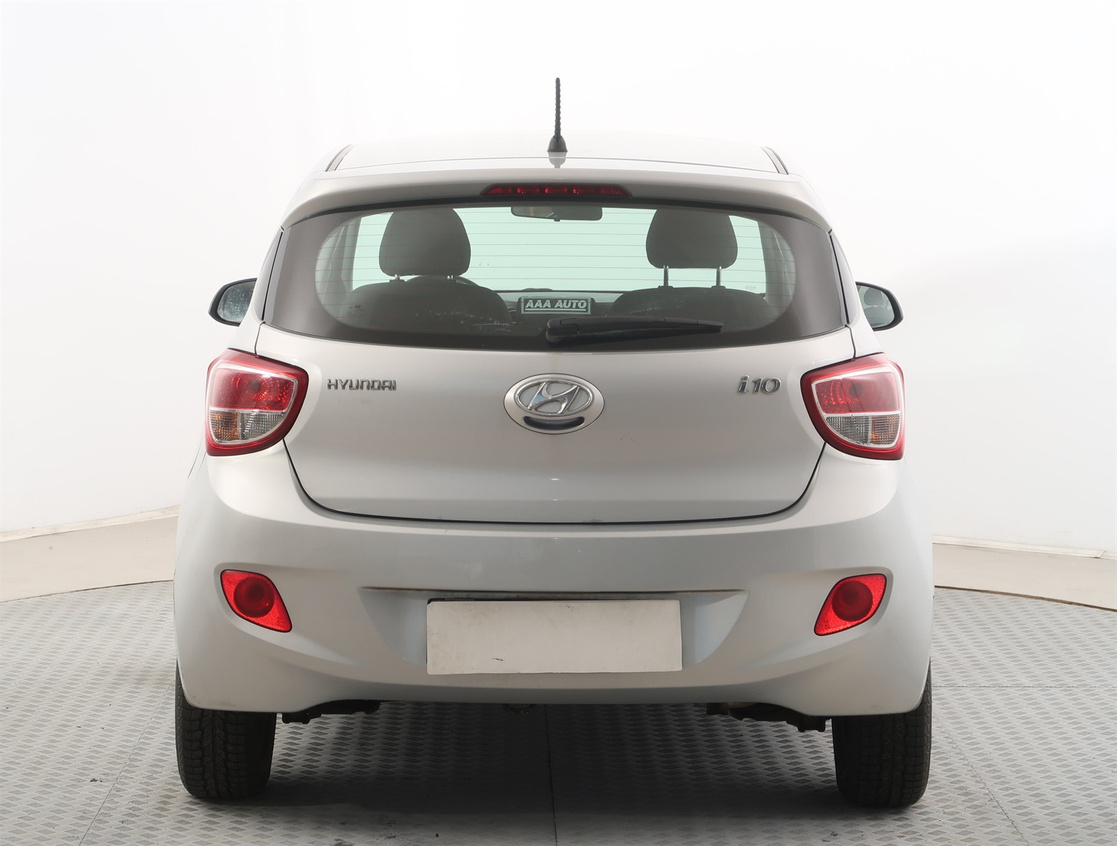 Hyundai i10, 2014 - pohled č. 6