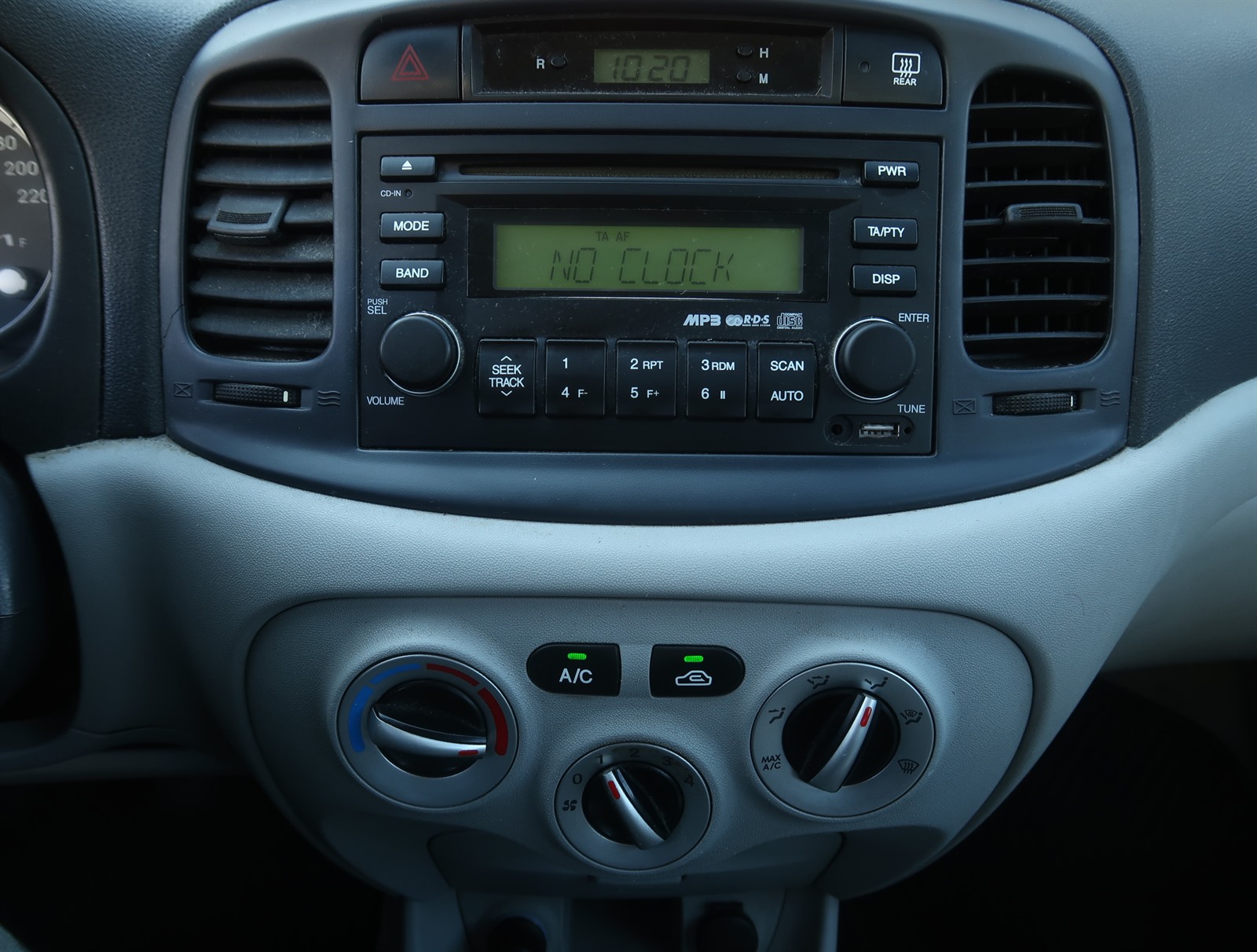 Hyundai Accent, 2009 - pohled č. 18