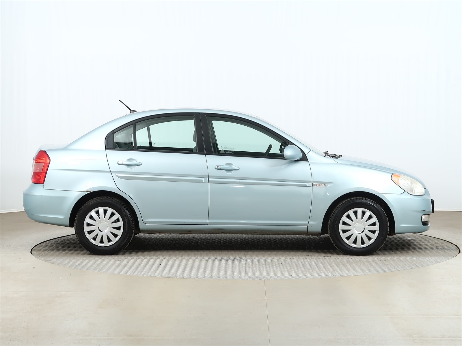 Hyundai Accent, 2009 - pohled č. 8