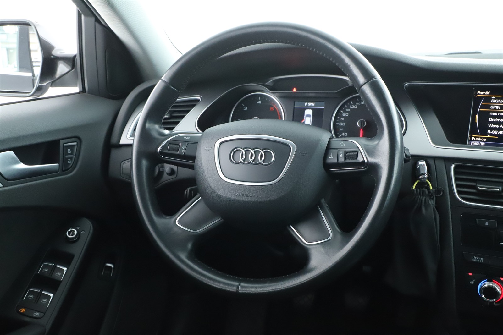 Audi A4, 2013 - pohled č. 14