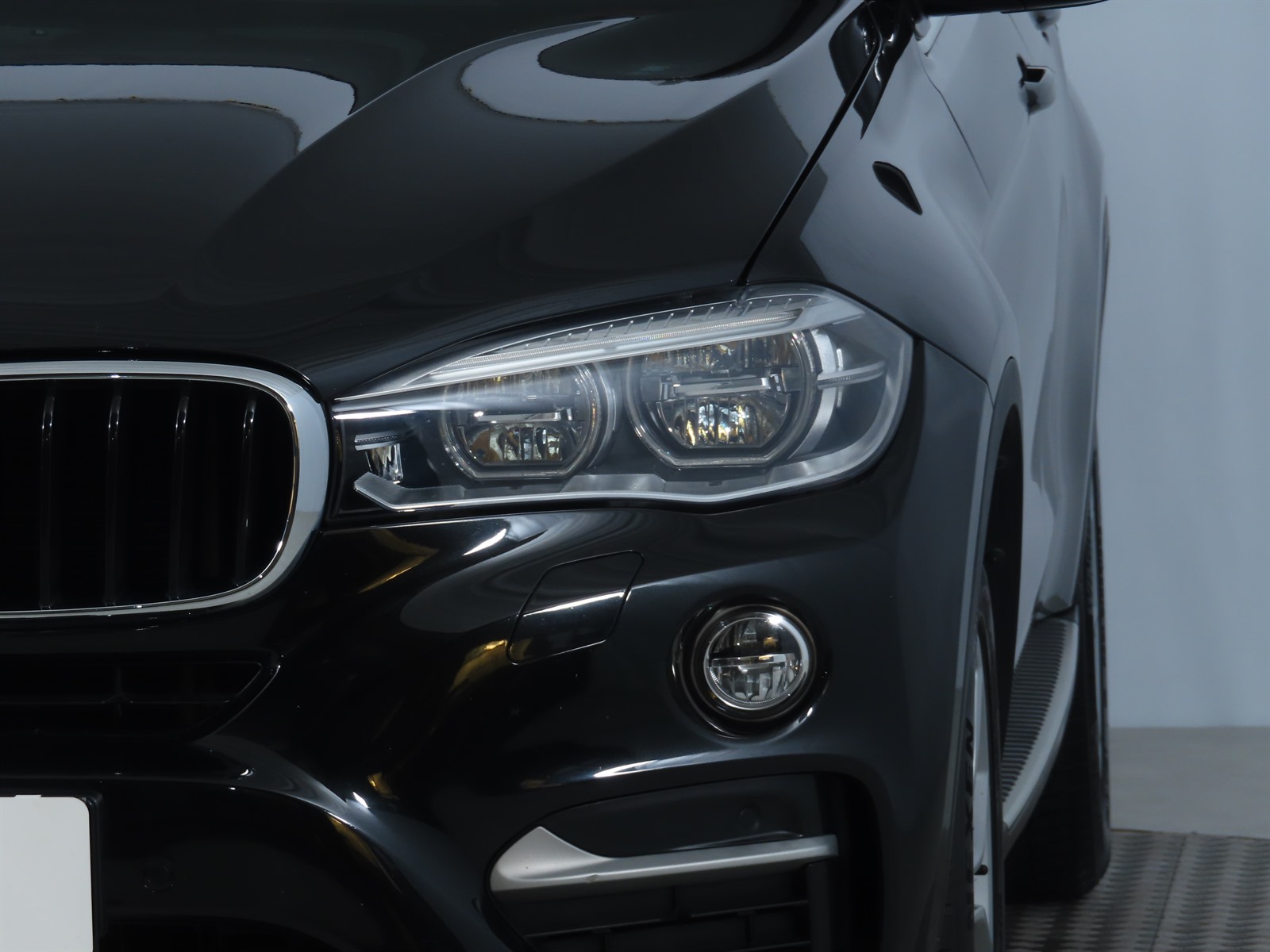 BMW X6, 2015 - pohled č. 22