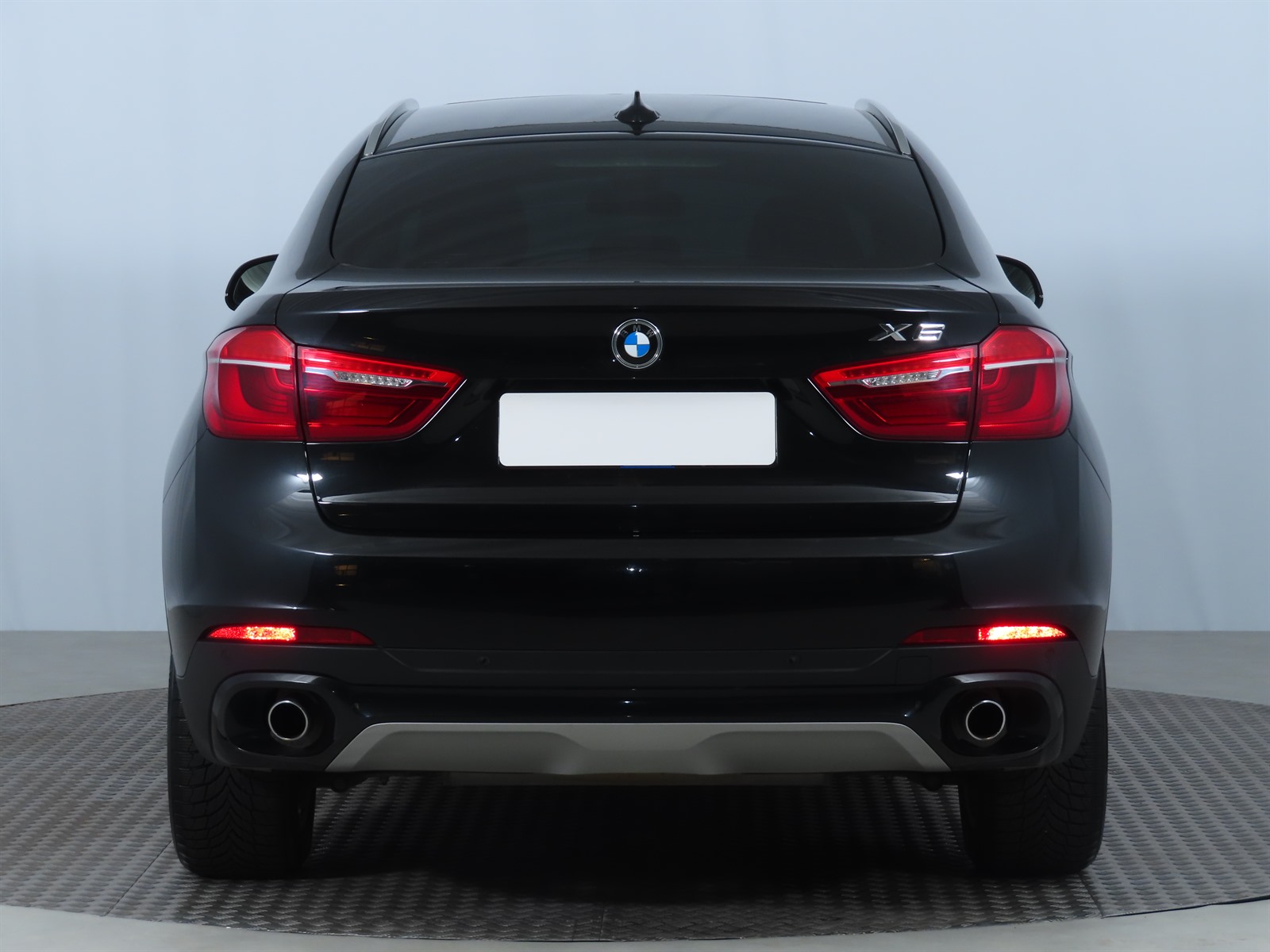 BMW X6, 2015 - pohled č. 6