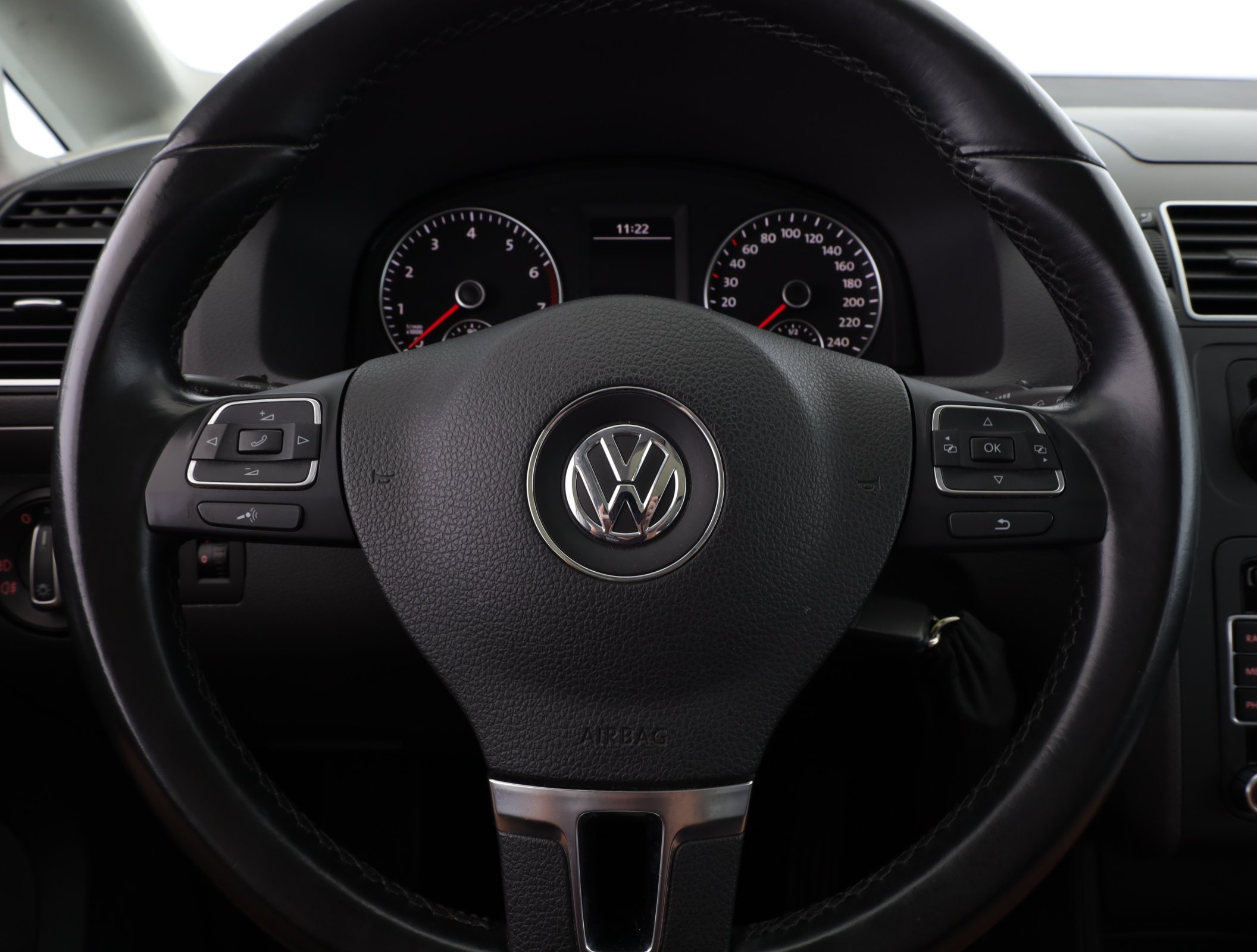 Volkswagen Touran, 2011 - pohled č. 17