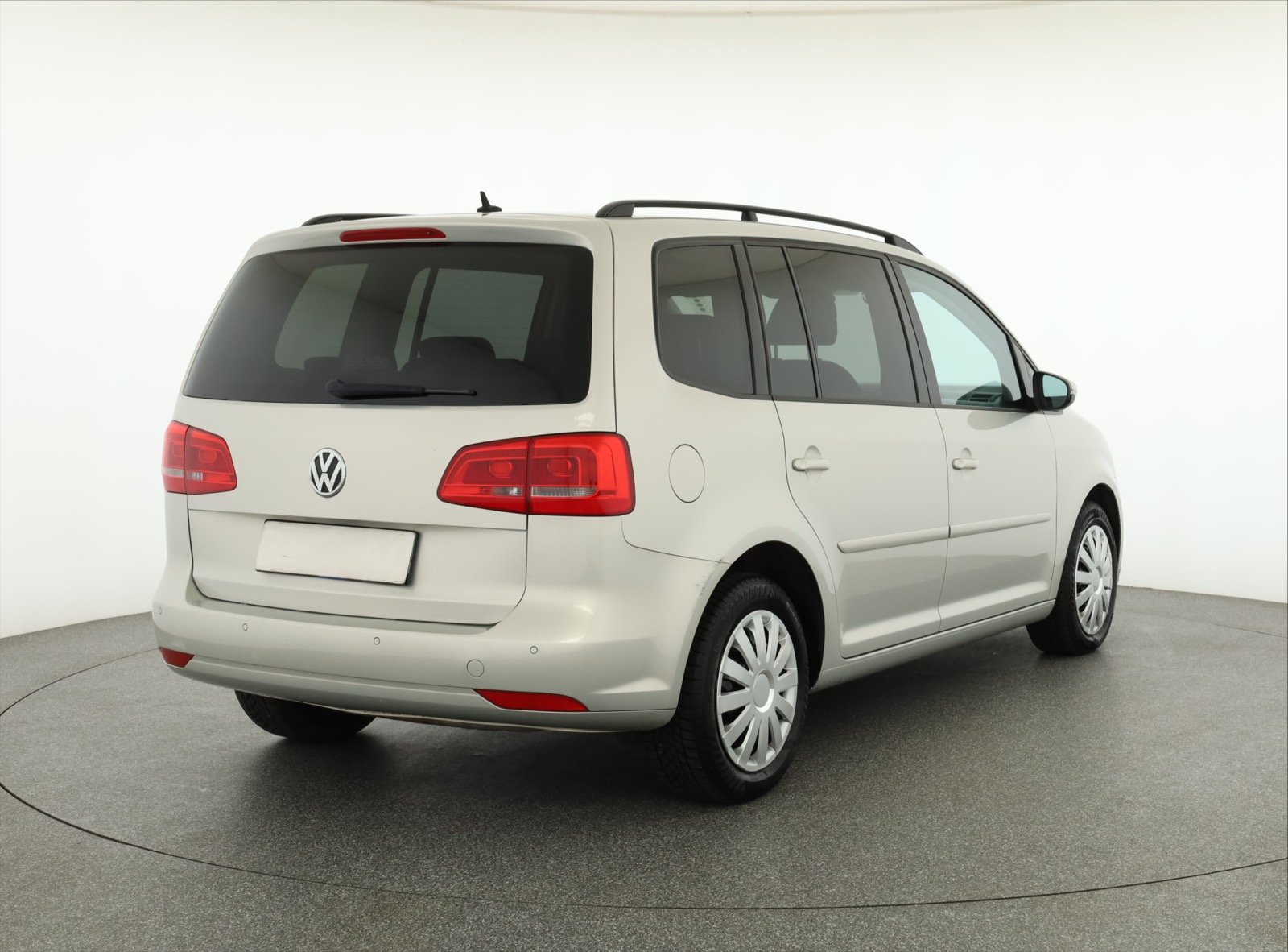 Volkswagen Touran, 2011 - pohled č. 7