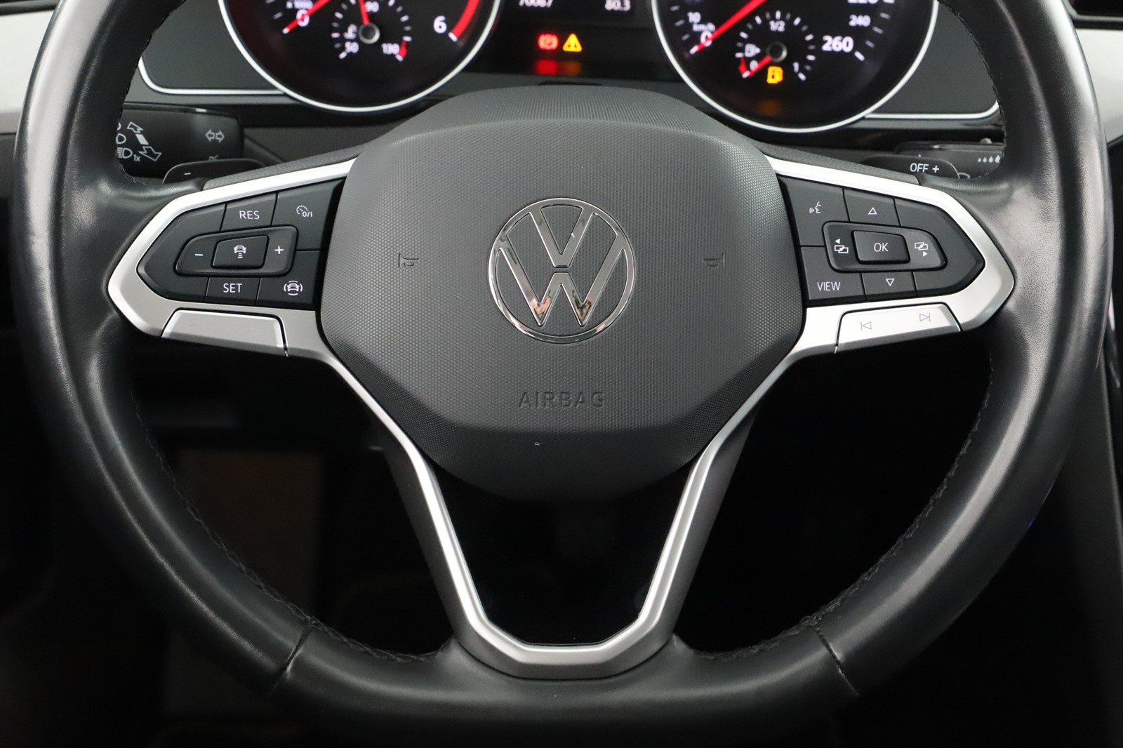 Volkswagen Passat, 2020 - pohled č. 14