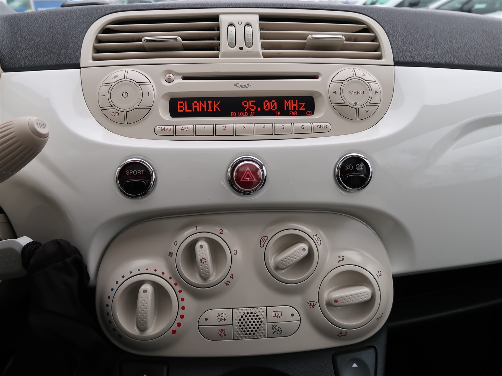 Fiat 500, 2015 - pohled č. 18