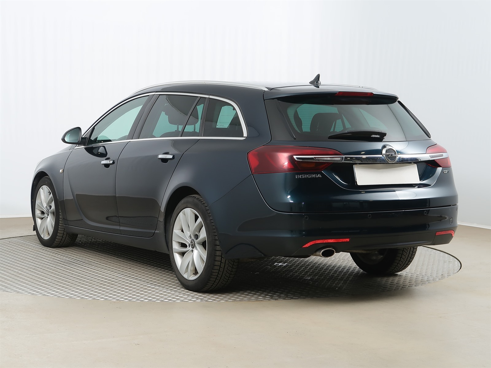 Opel Insignia, 2015 - pohled č. 5