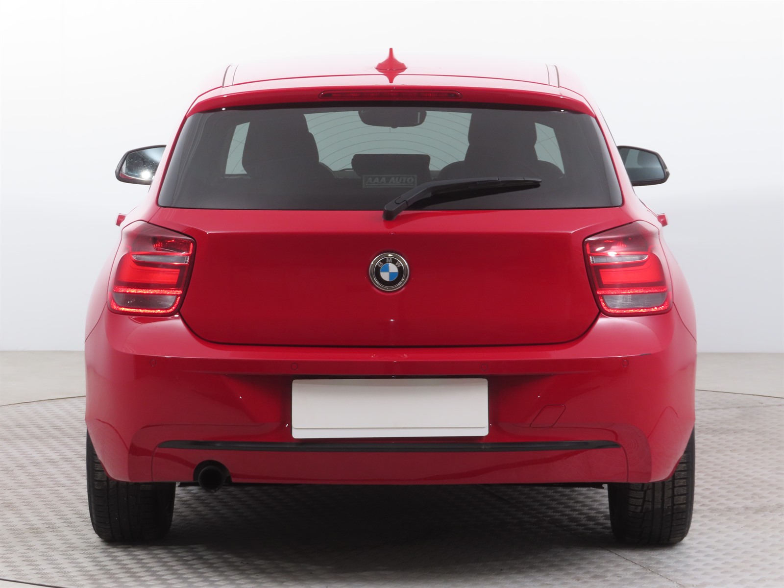 BMW 1, 2012 - pohled č. 6