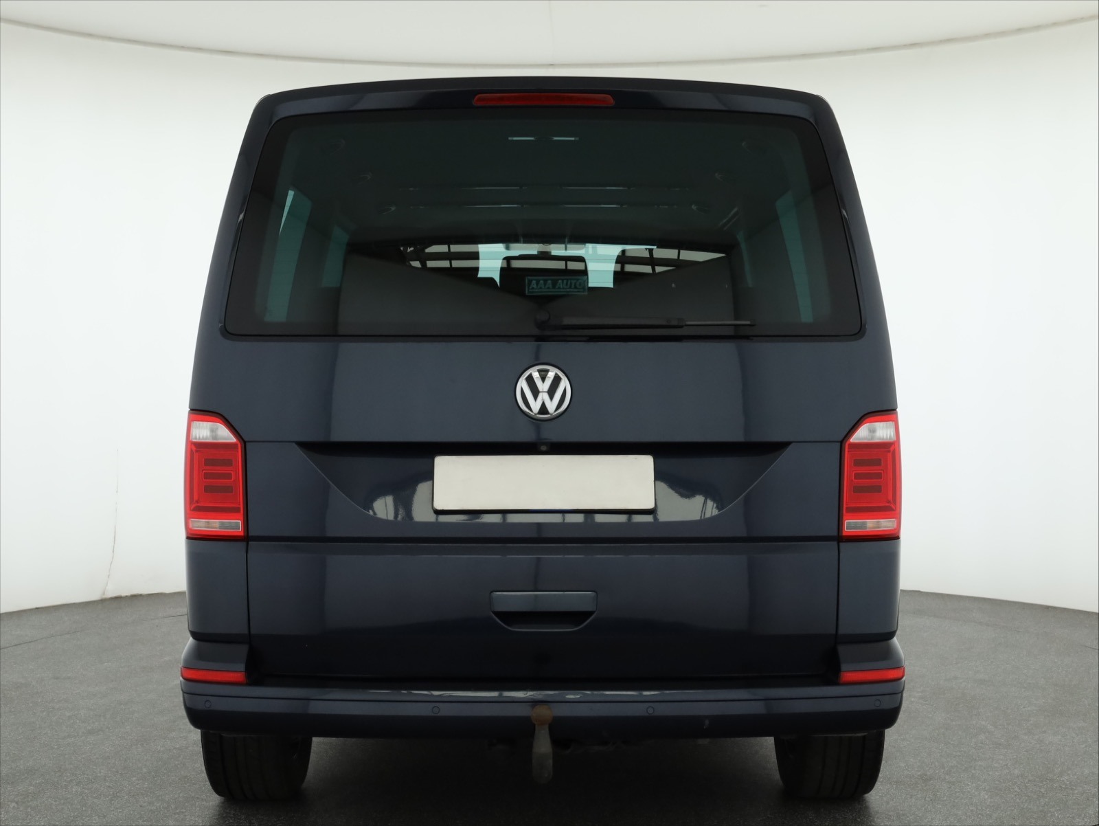 Volkswagen Multivan, 2016 - pohled č. 6