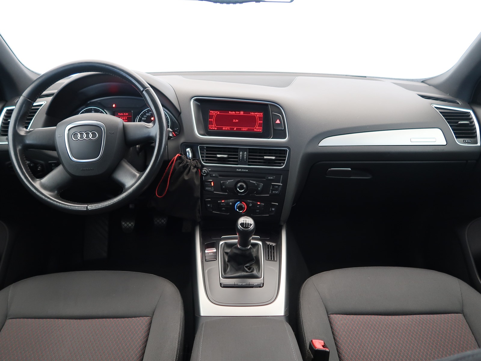 Audi Q5, 2010 - pohled č. 10