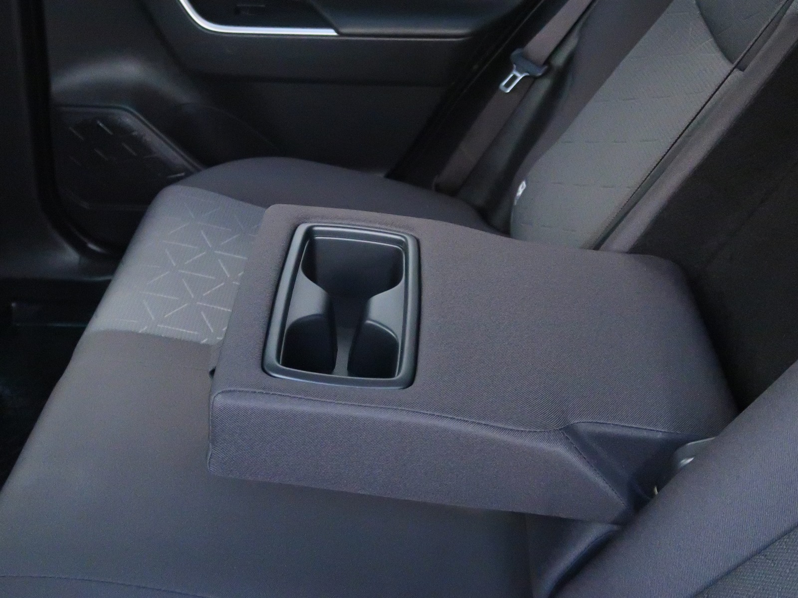Toyota RAV 4, 2019 - pohled č. 29