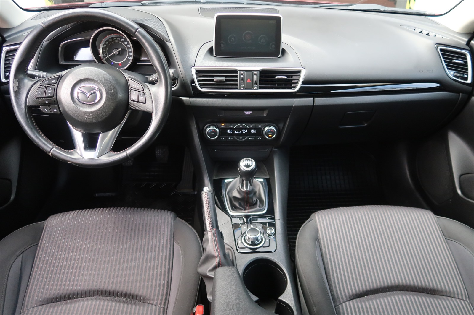 Mazda 3, 2014 - pohled č. 10