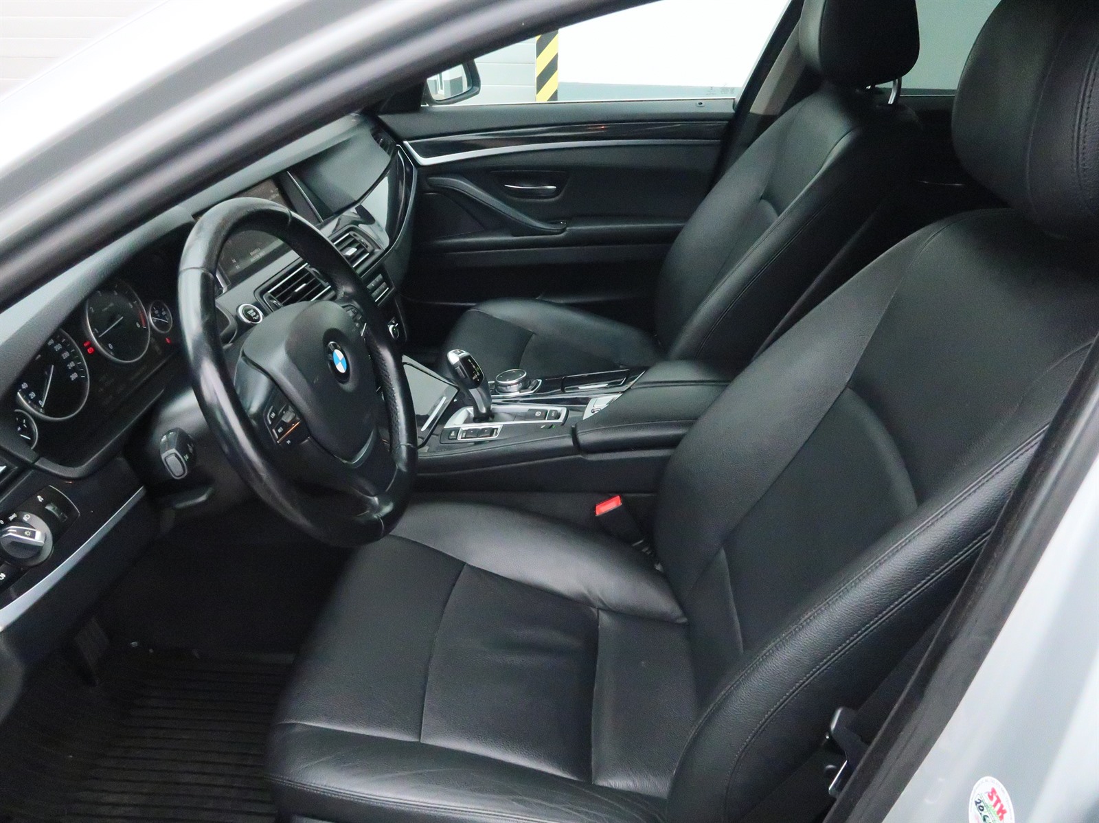 BMW Řada 5, 2014 - pohled č. 16