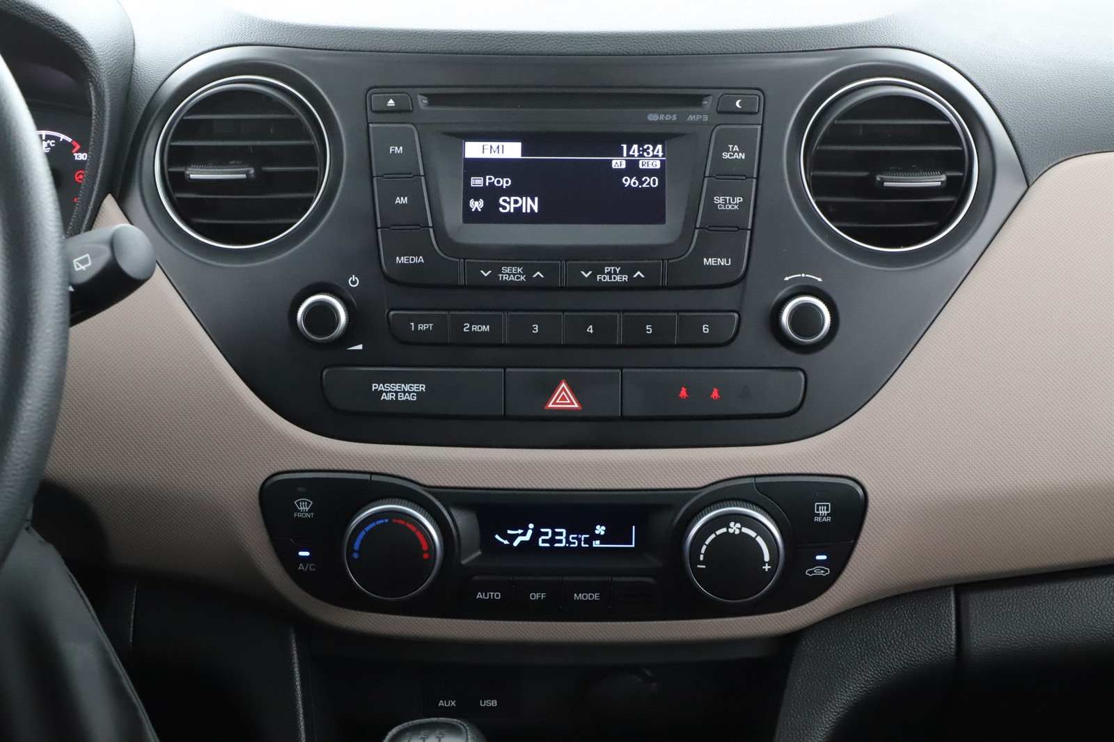 Hyundai i10, 2015 - pohled č. 15