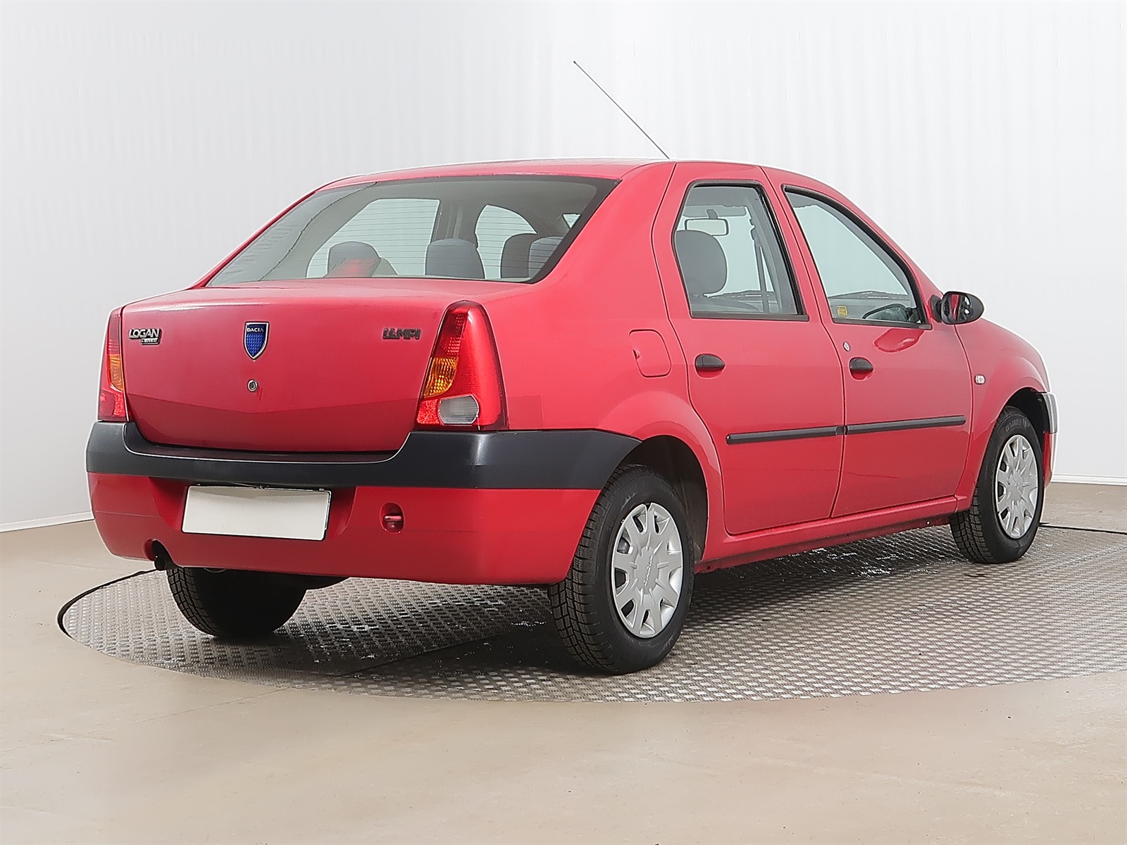 Dacia Logan, 2004 - pohled č. 7
