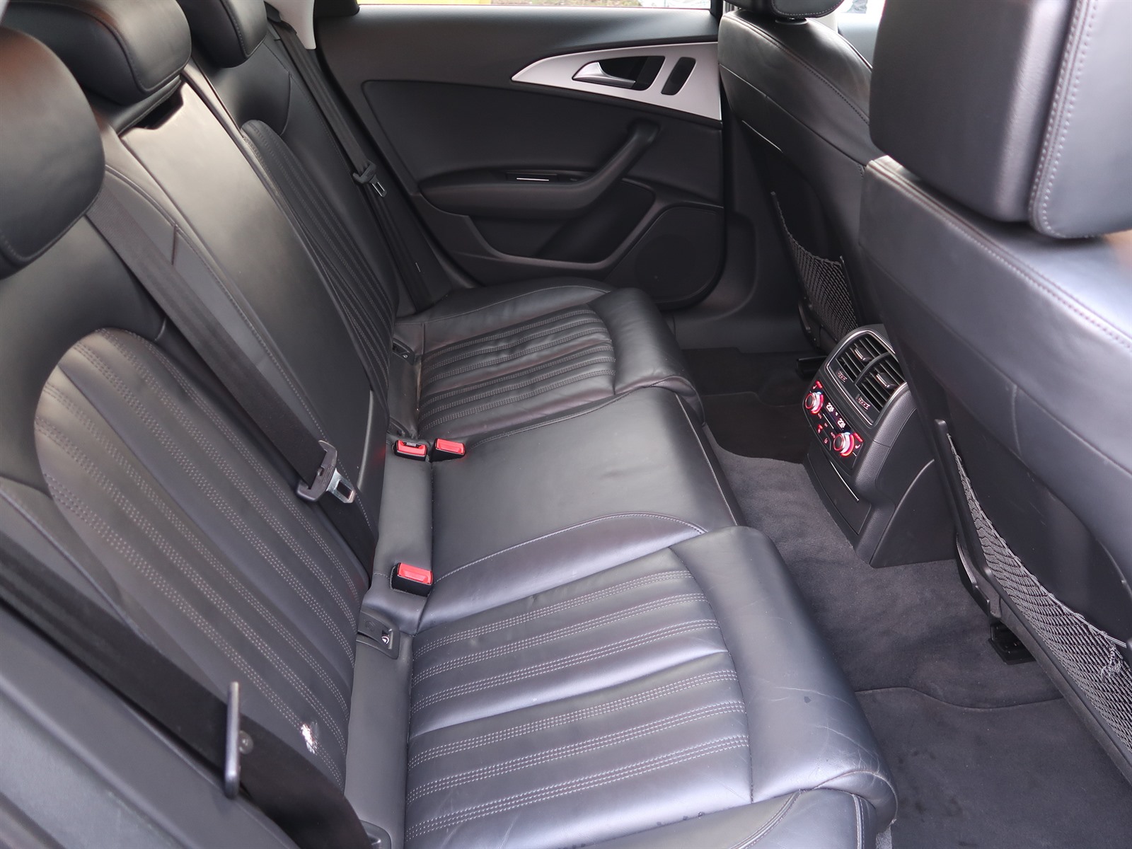 Audi A6, 2015 - pohled č. 13