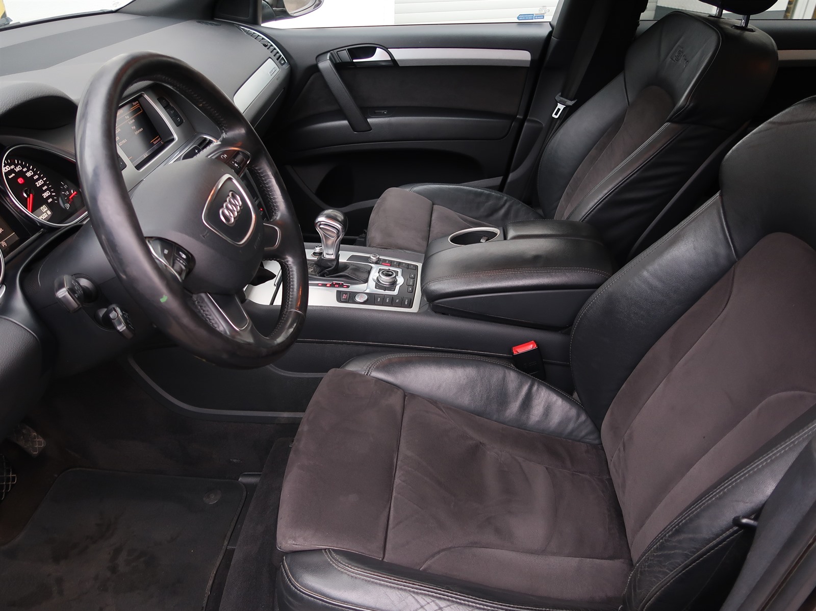 Audi Q7, 2013 - pohled č. 16