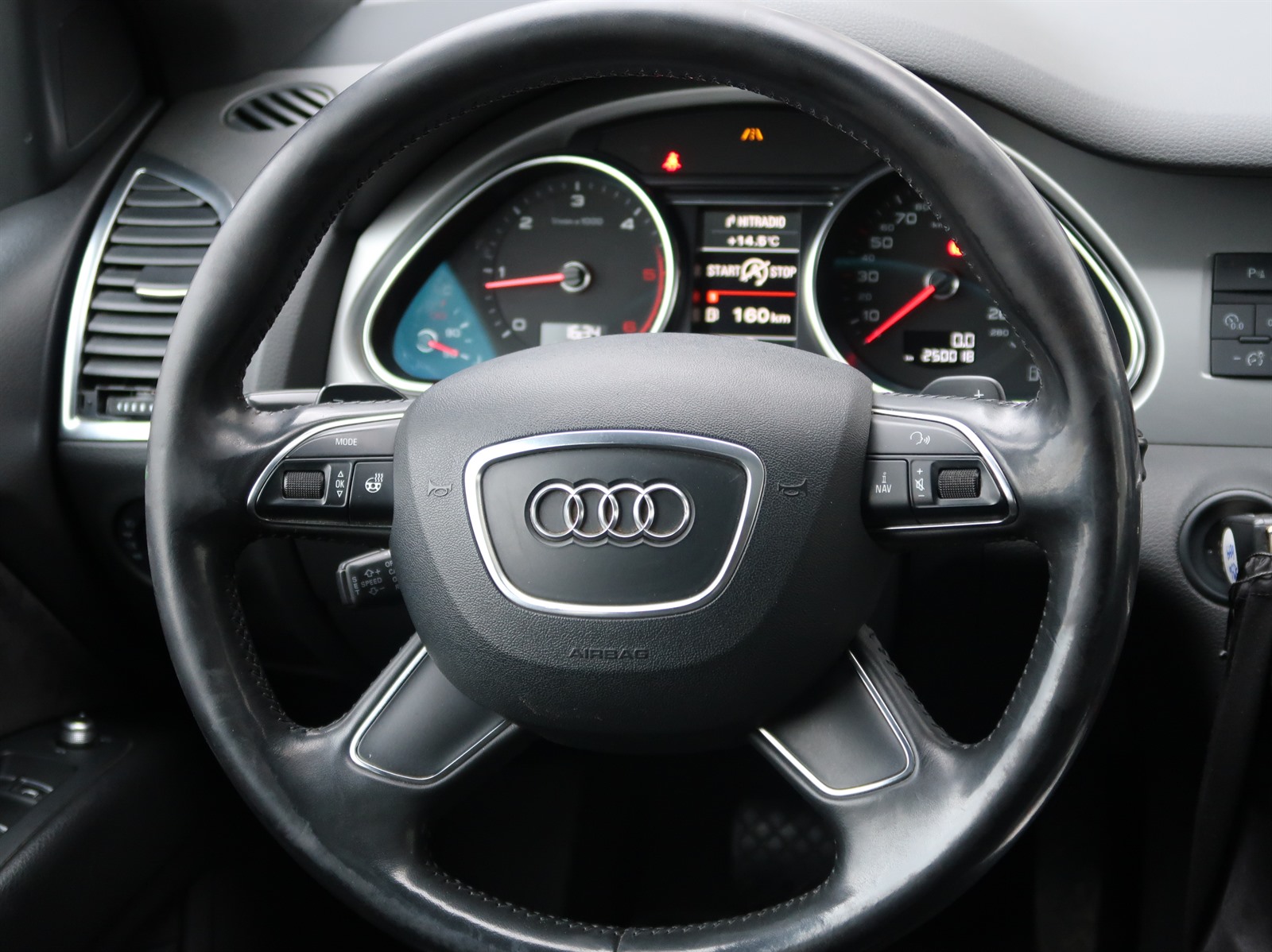 Audi Q7, 2013 - pohled č. 25