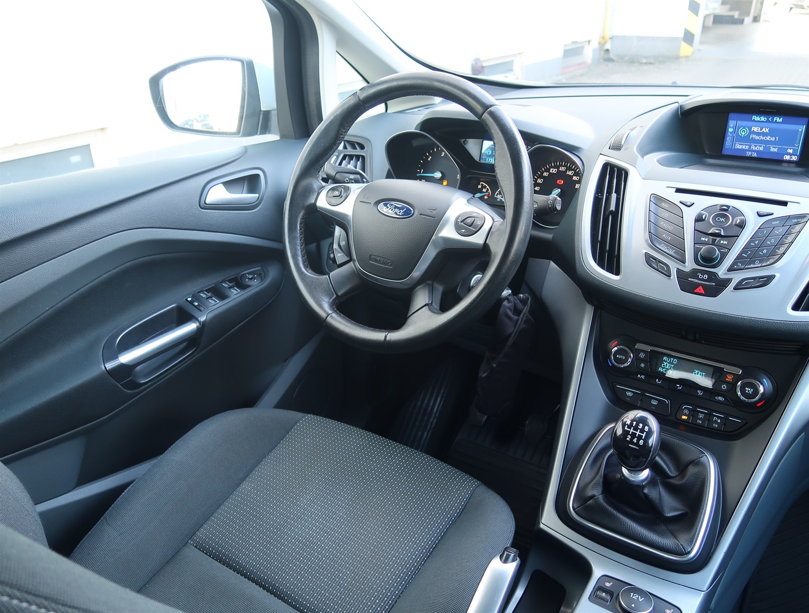 Ford Grand C-MAX, 2015 - pohled č. 9