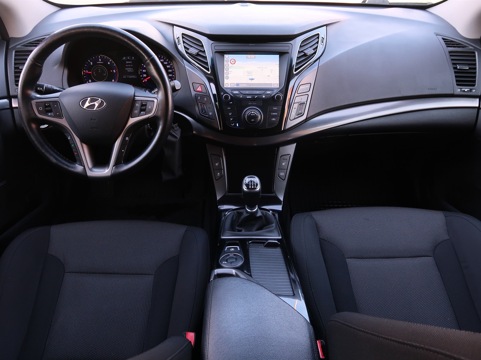 Hyundai i40, 2017 - pohled č. 10