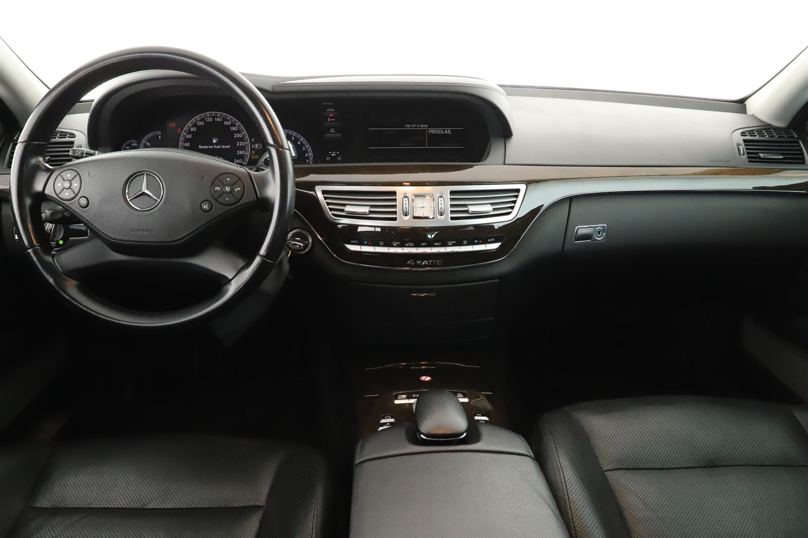 Mercedes-Benz S, 2012 - pohled č. 9