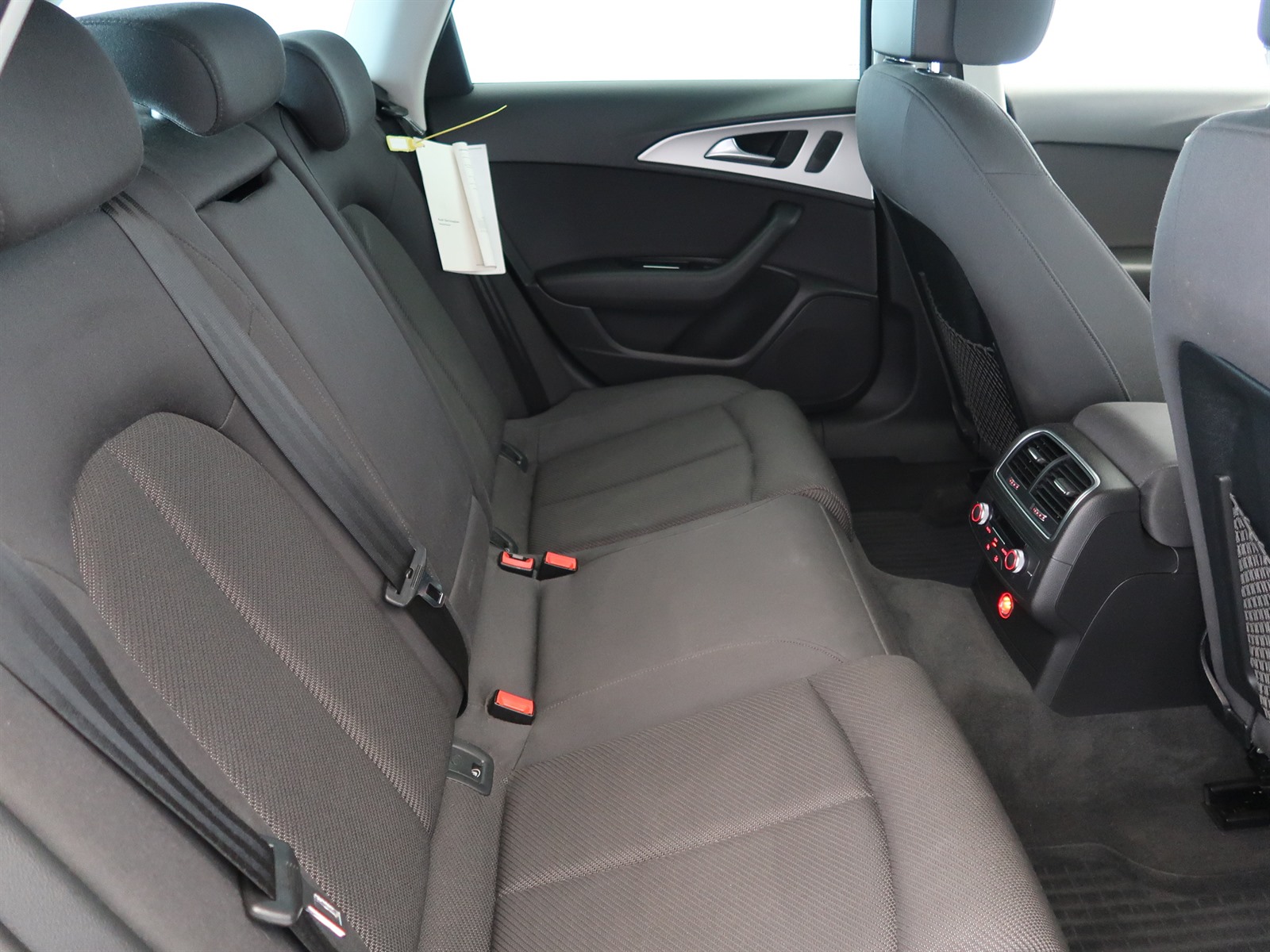 Audi A6, 2014 - pohled č. 13