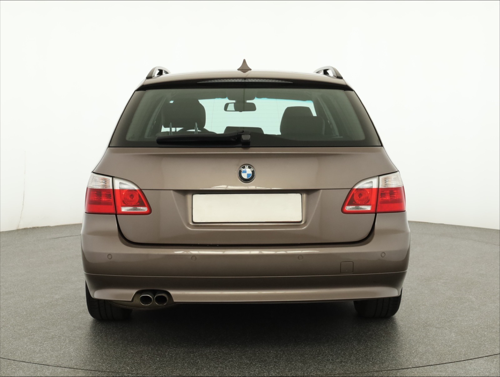BMW Řada 5, 2006 - pohled č. 6