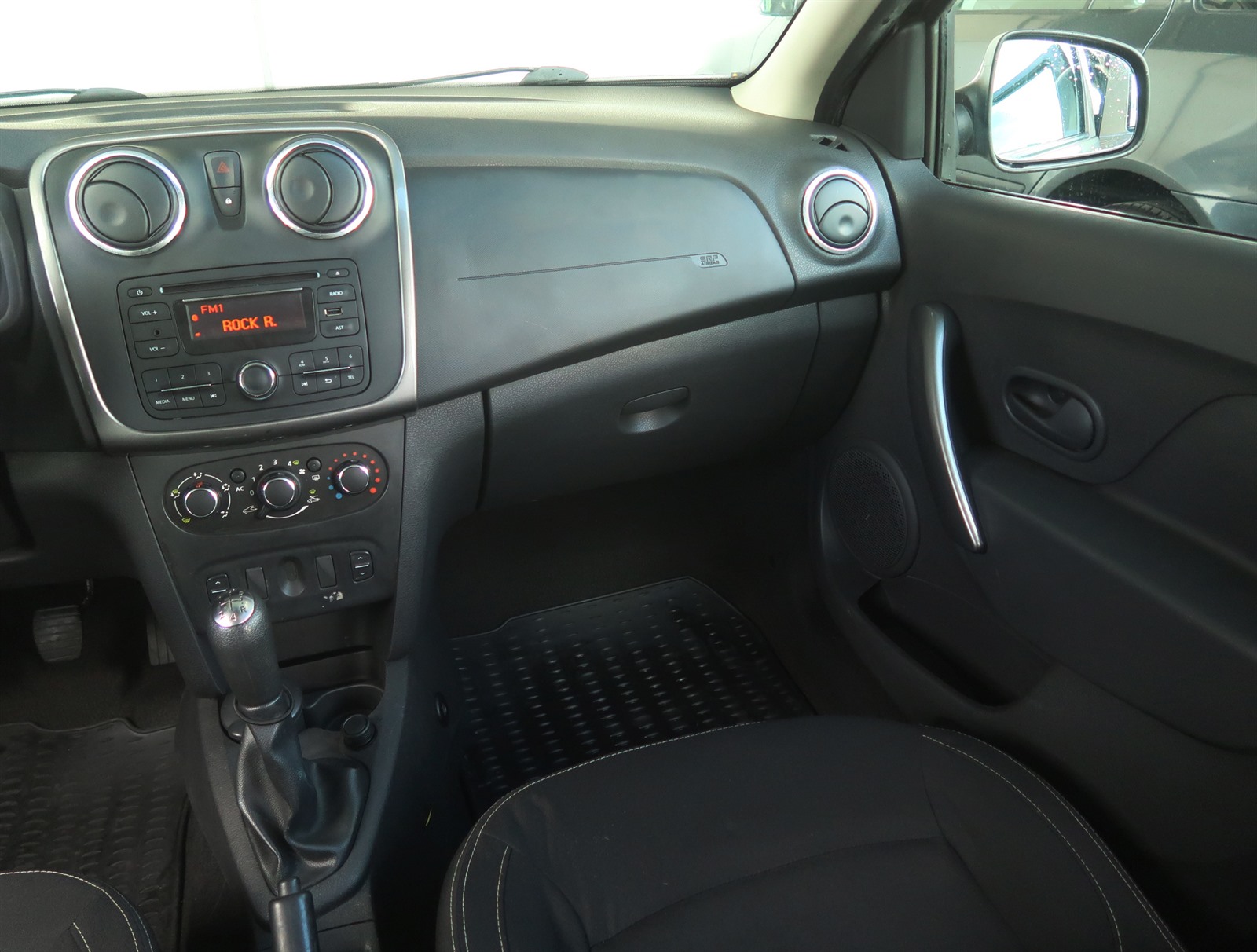 Dacia Logan, 2014 - pohled č. 11