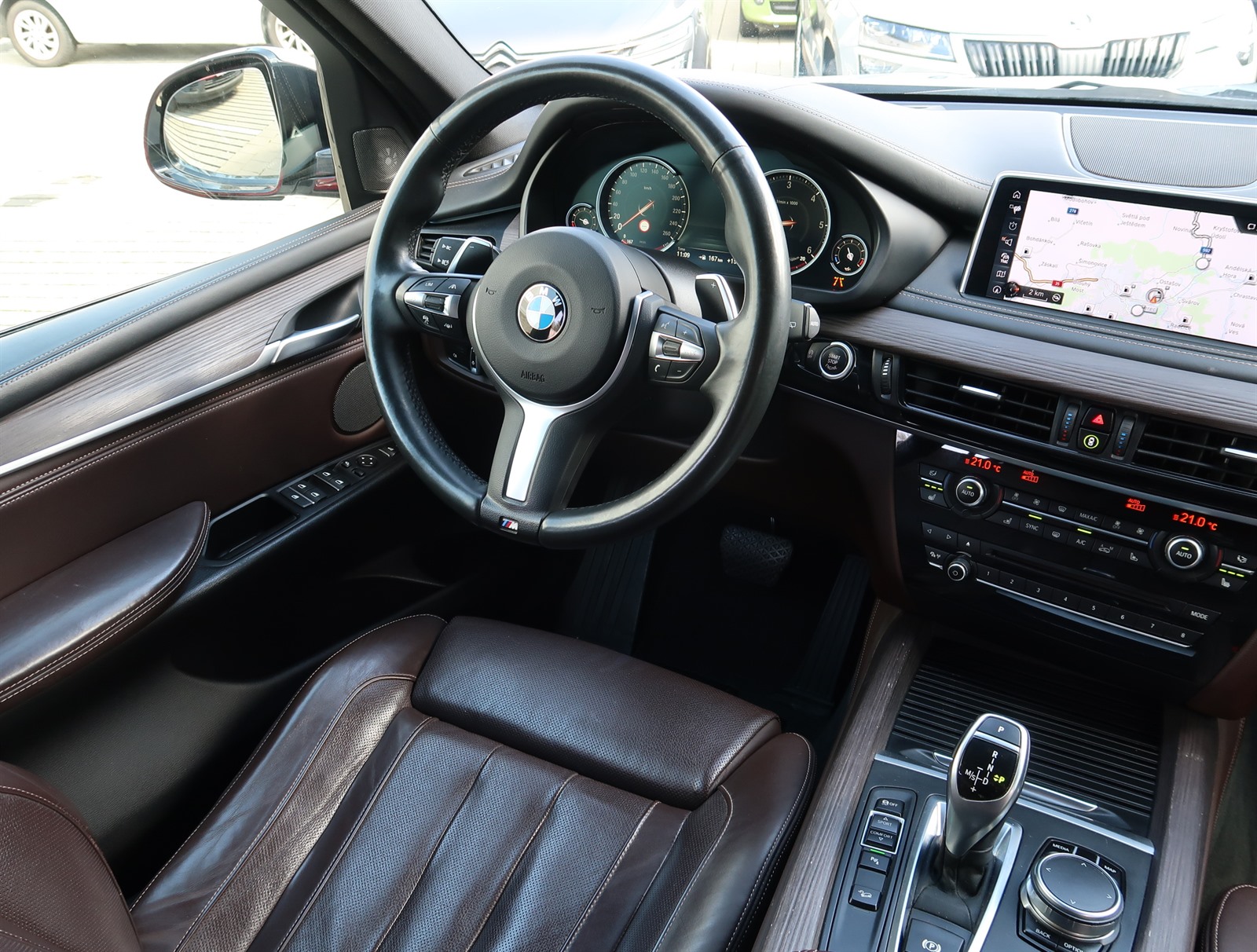 BMW X5, 2017 - pohled č. 9