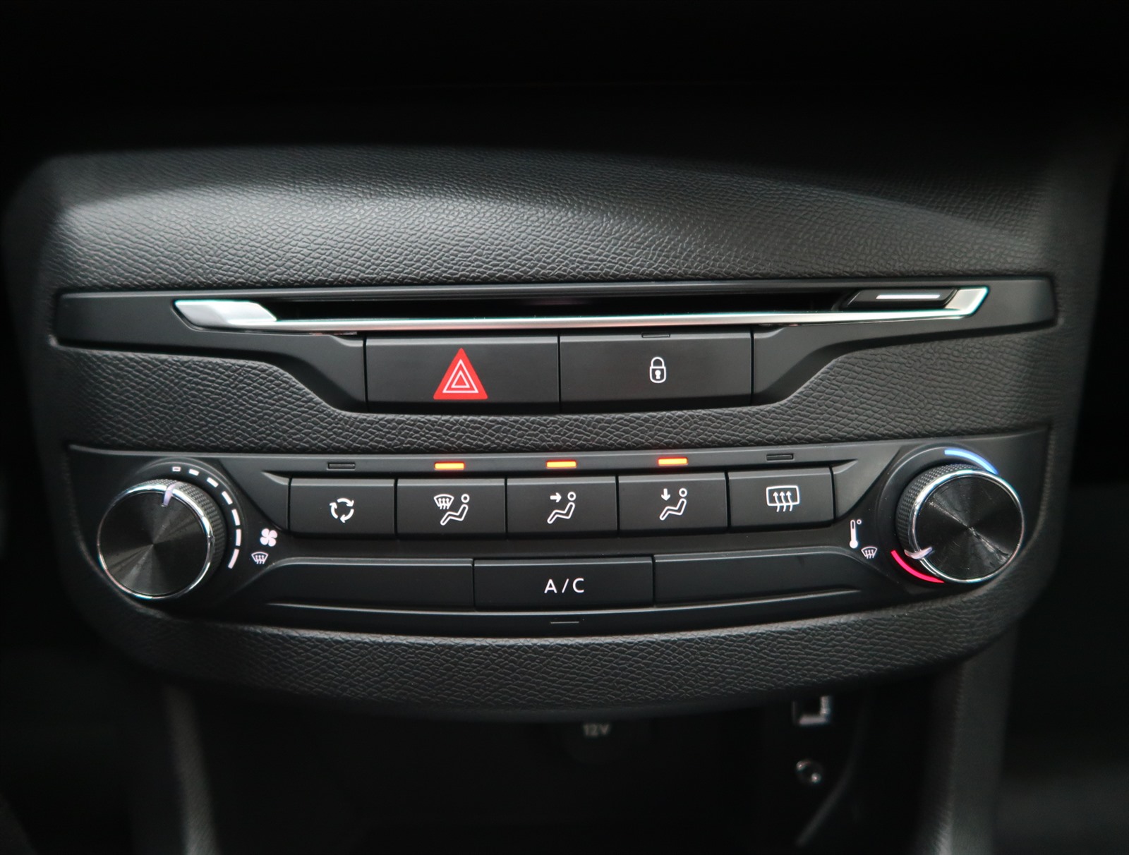 Peugeot 308, 2015 - pohled č. 19