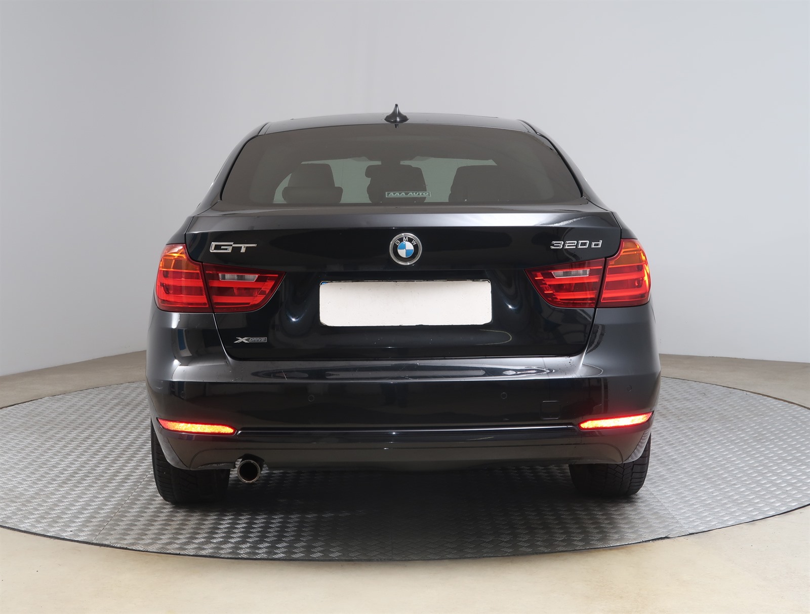 BMW 3GT, 2014 - pohled č. 6