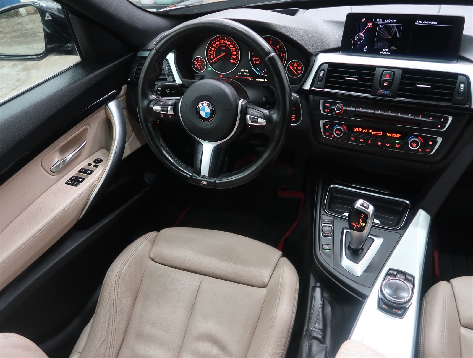 BMW 3GT, 2014 - pohled č. 9