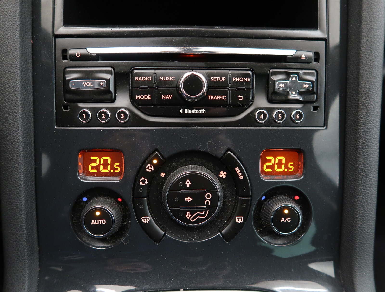 Peugeot 5008, 2016 - pohled č. 19