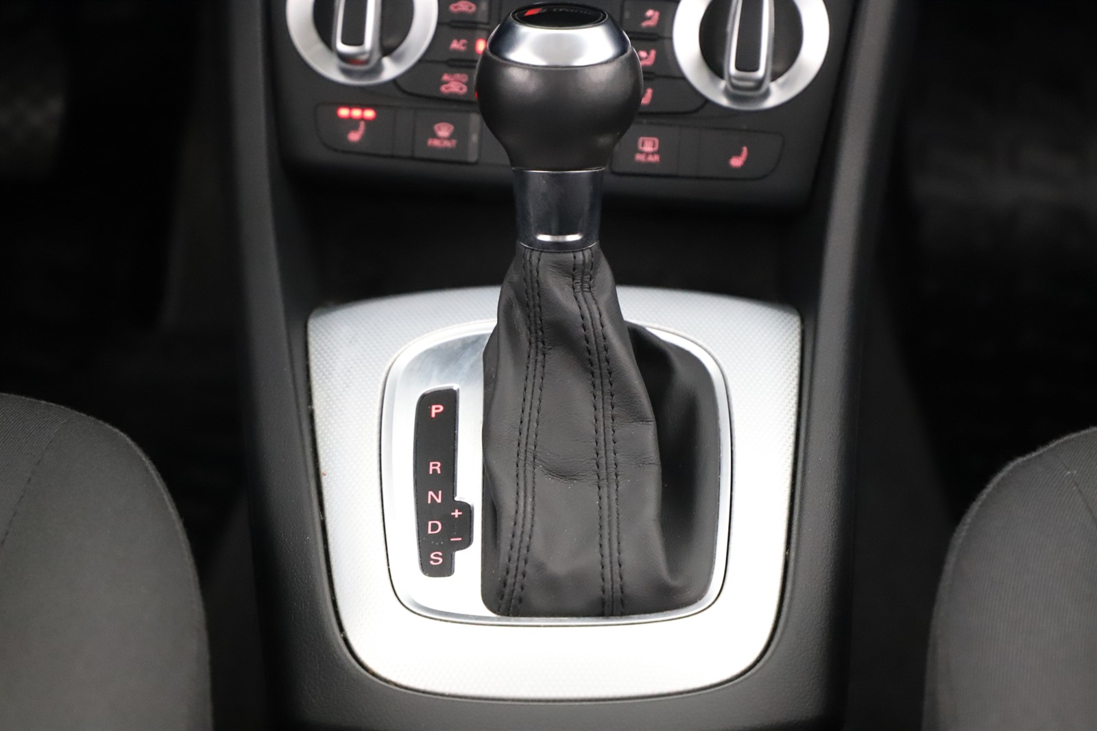 Audi Q3, 2013 - pohled č. 18