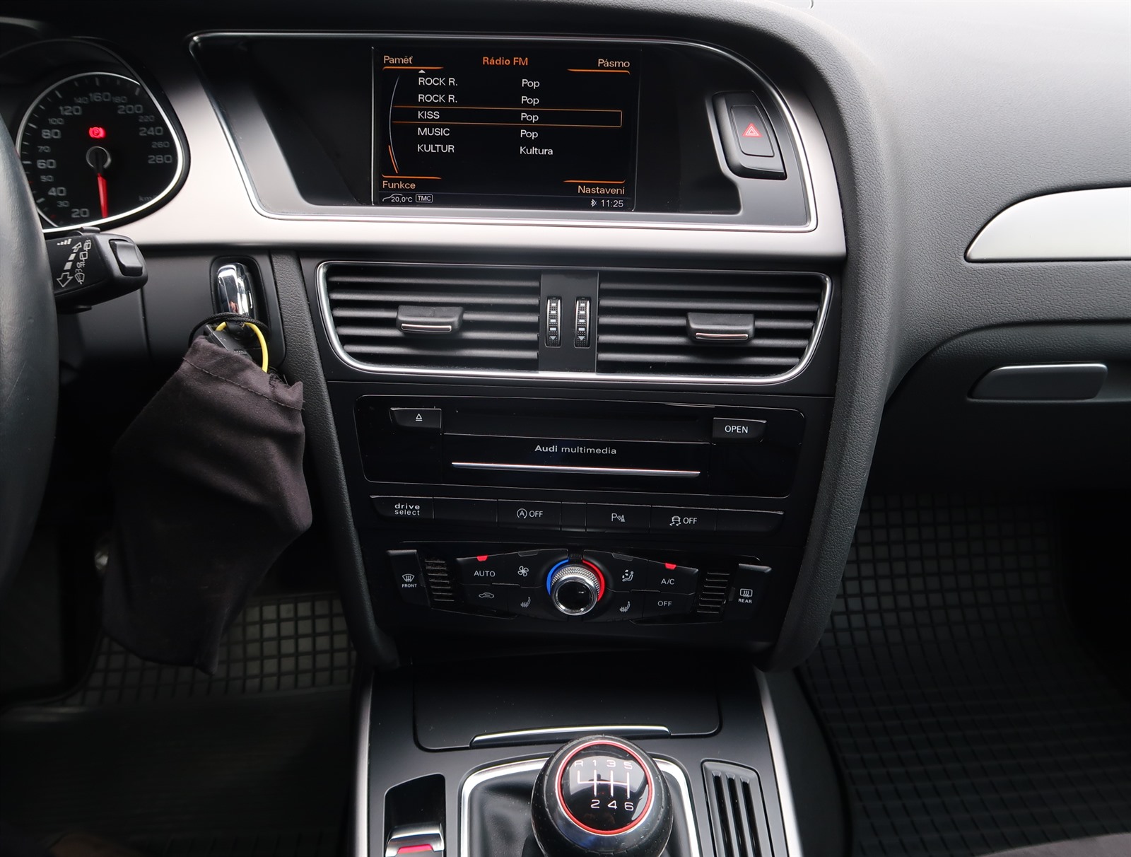 Audi A4, 2014 - pohled č. 18
