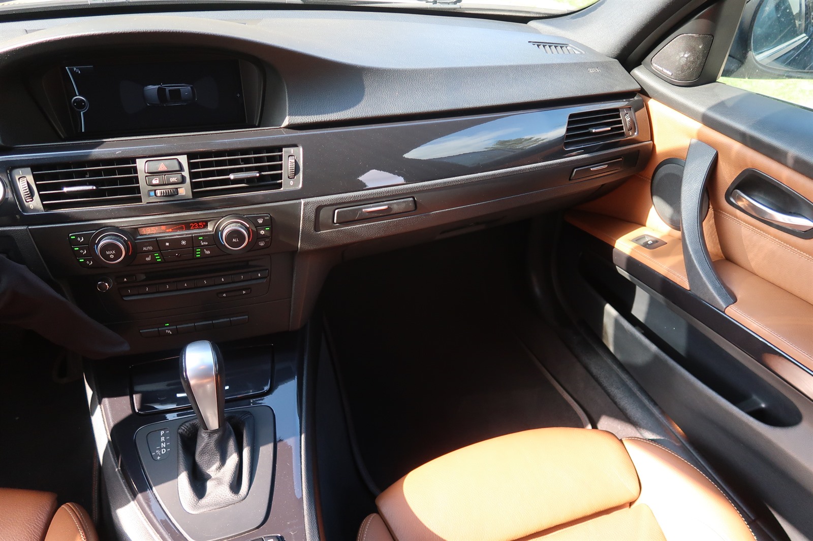 BMW Řada 3, 2010 - pohled č. 11
