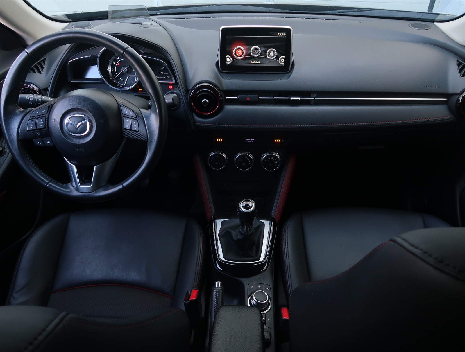 Mazda CX-3, 2016 - pohled č. 10