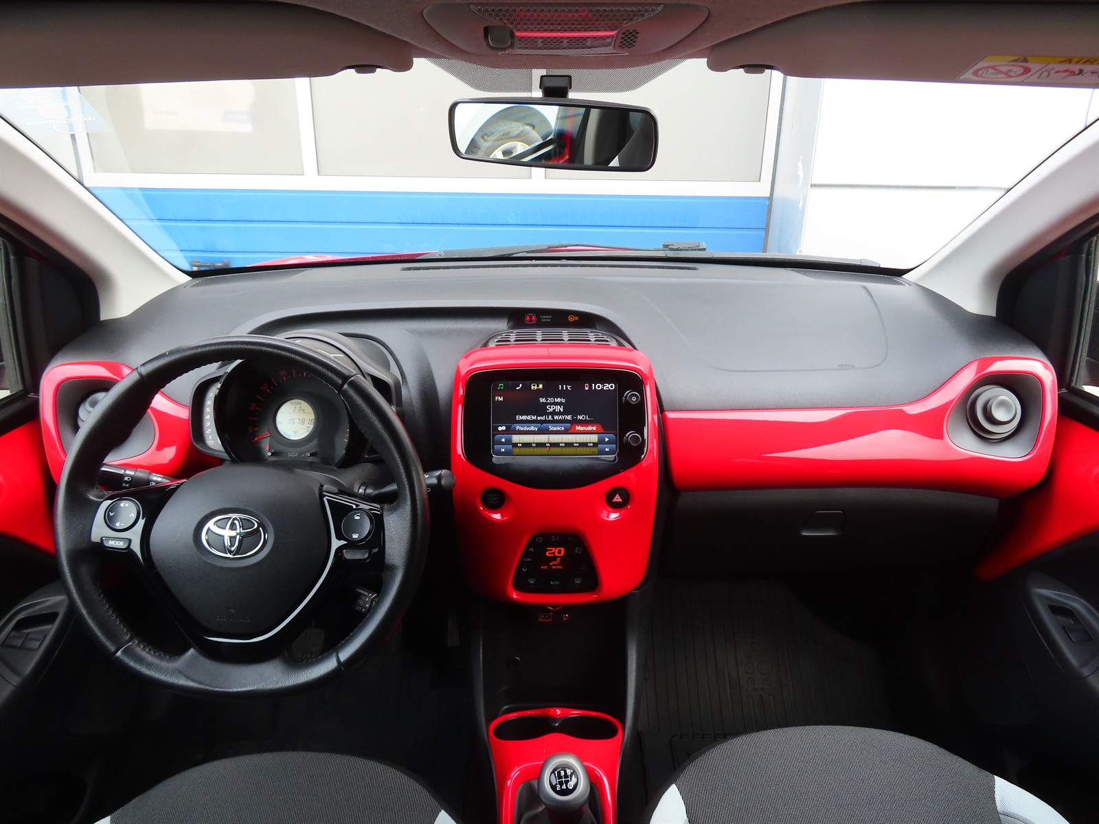 Toyota Aygo, 2015 - pohled č. 10