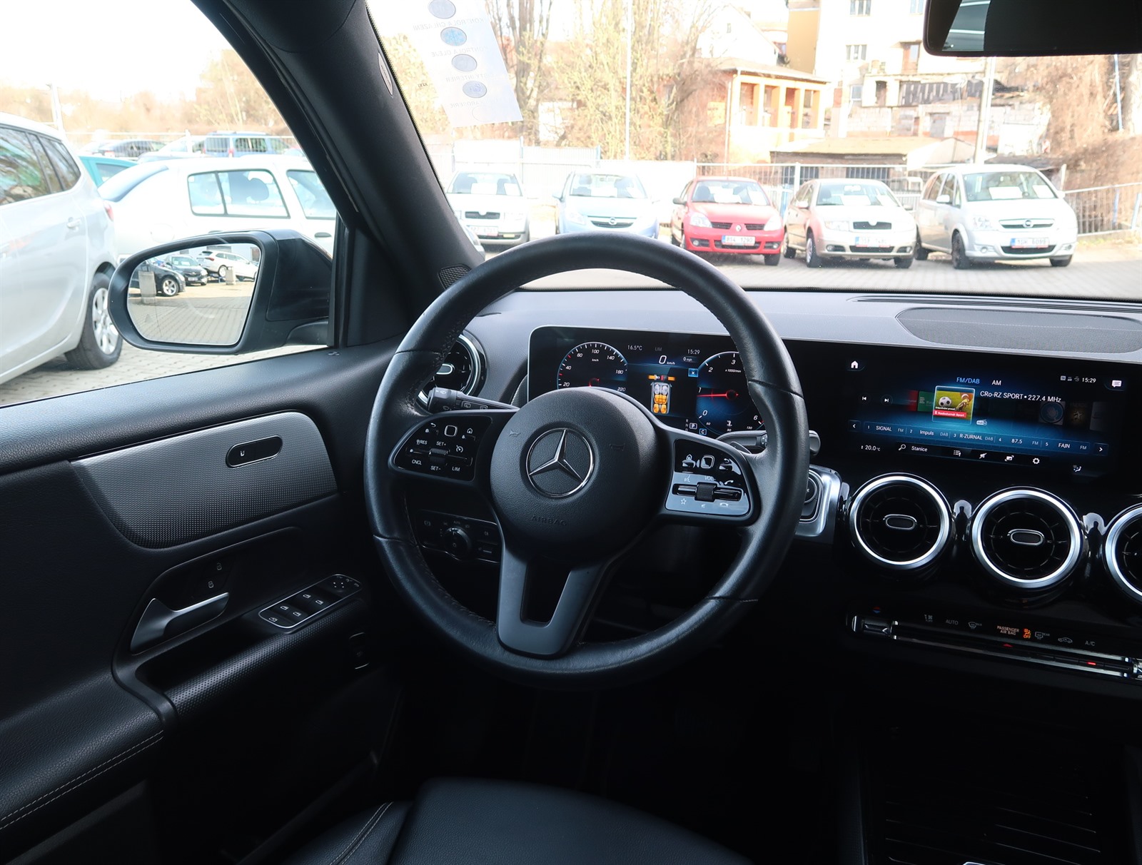 Mercedes-Benz Ostatní, 2021 - pohled č. 9
