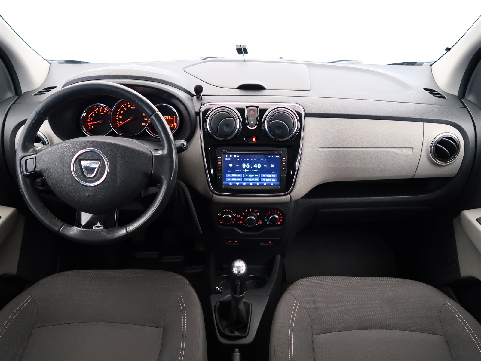 Dacia Lodgy, 2015 - pohled č. 10